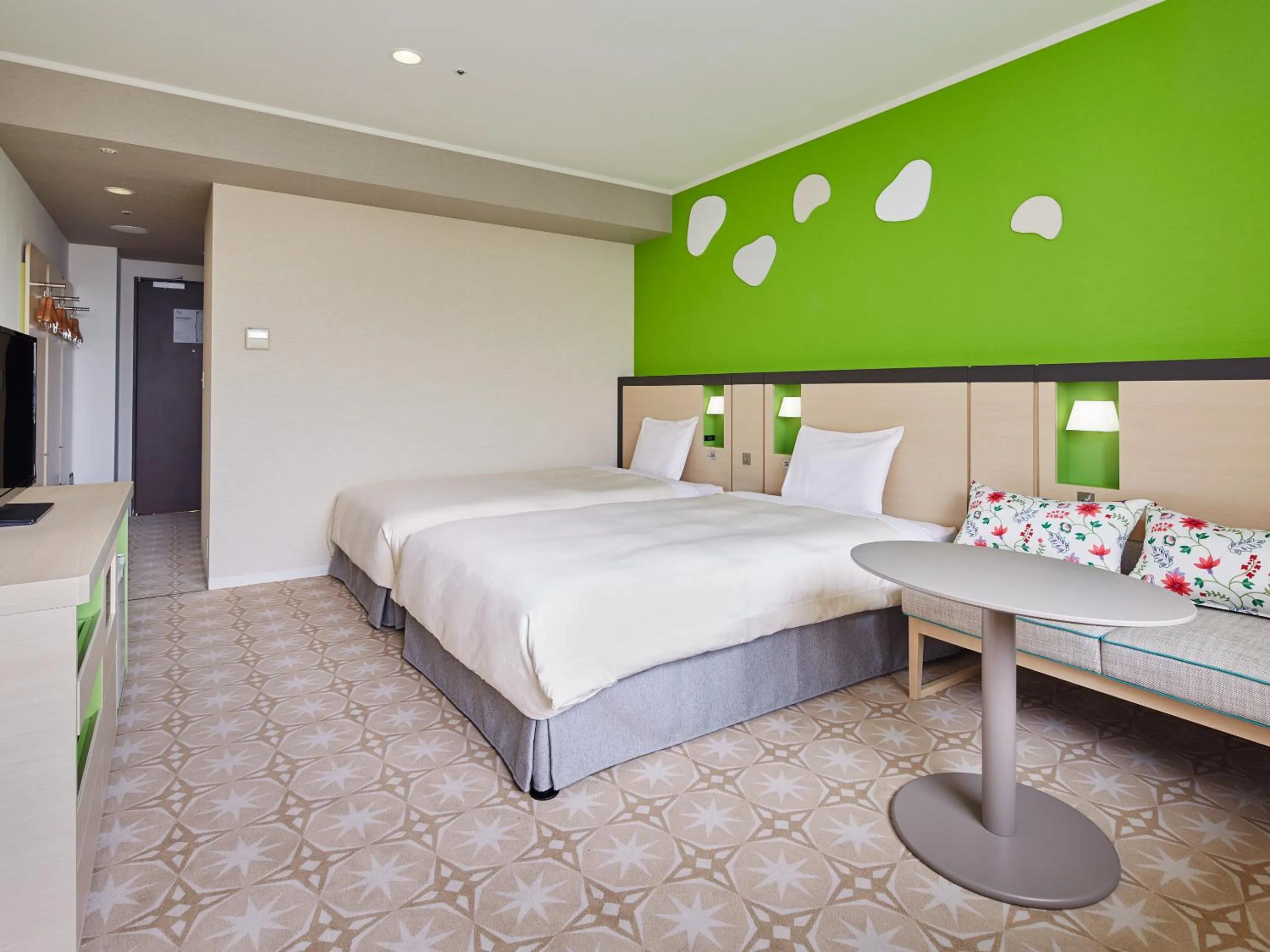 Photo of the whole room, Bed in Mitsui Garden Hotel Prana Tokyo Bay