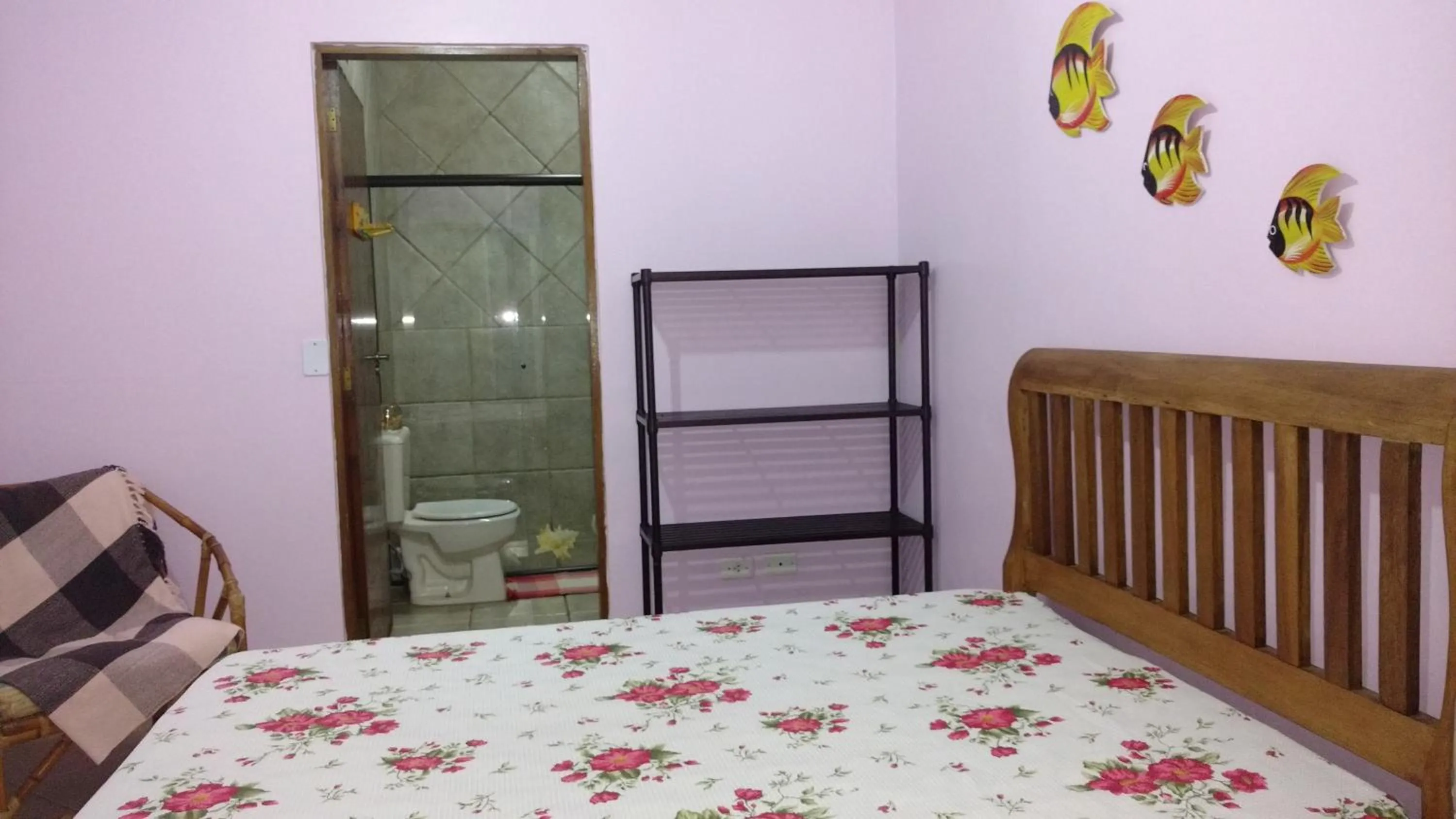 Photo of the whole room, Bed in Suites Canto dos Passaros