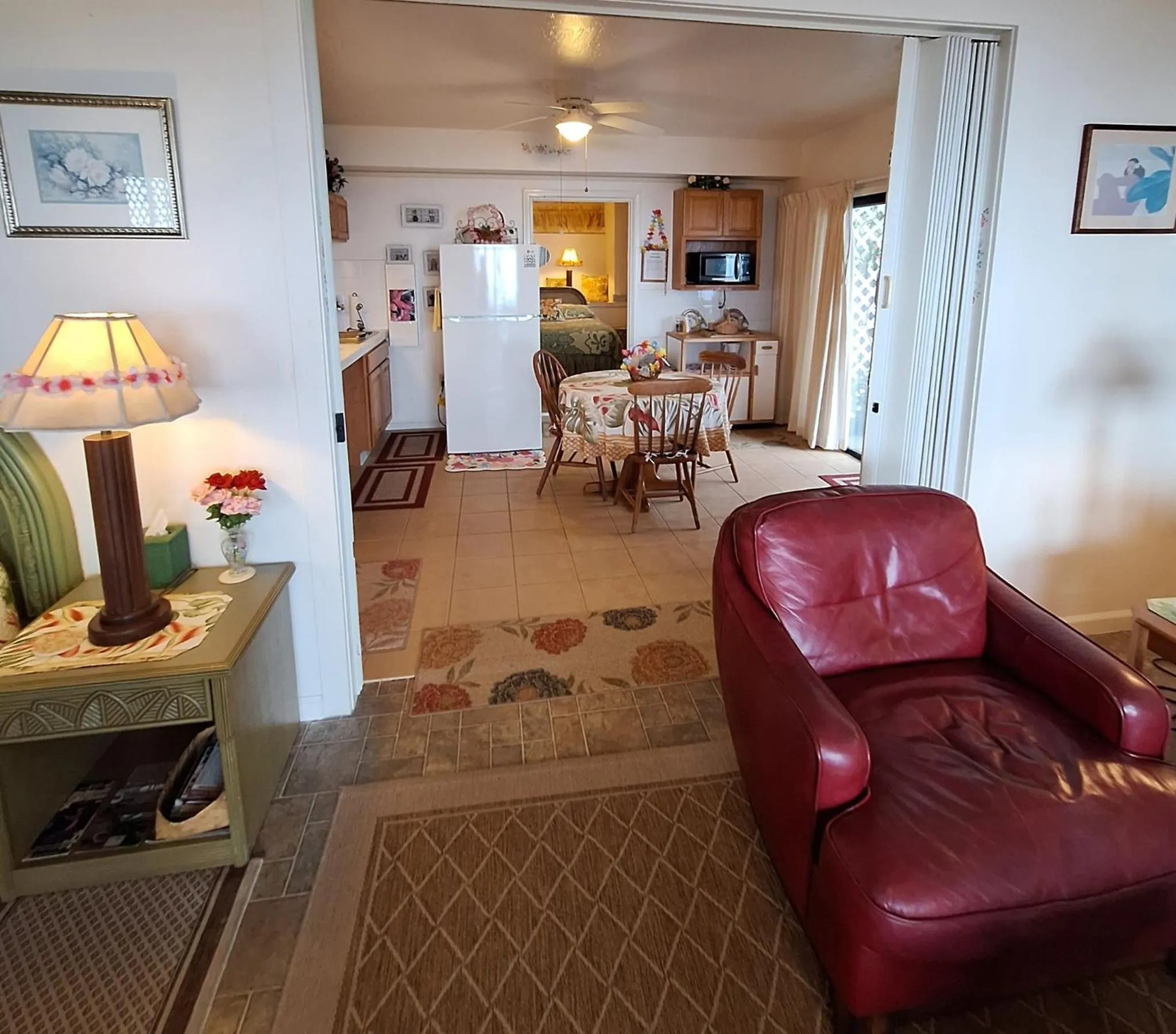 Kitchen or kitchenette in Belle Vue Kona Inc