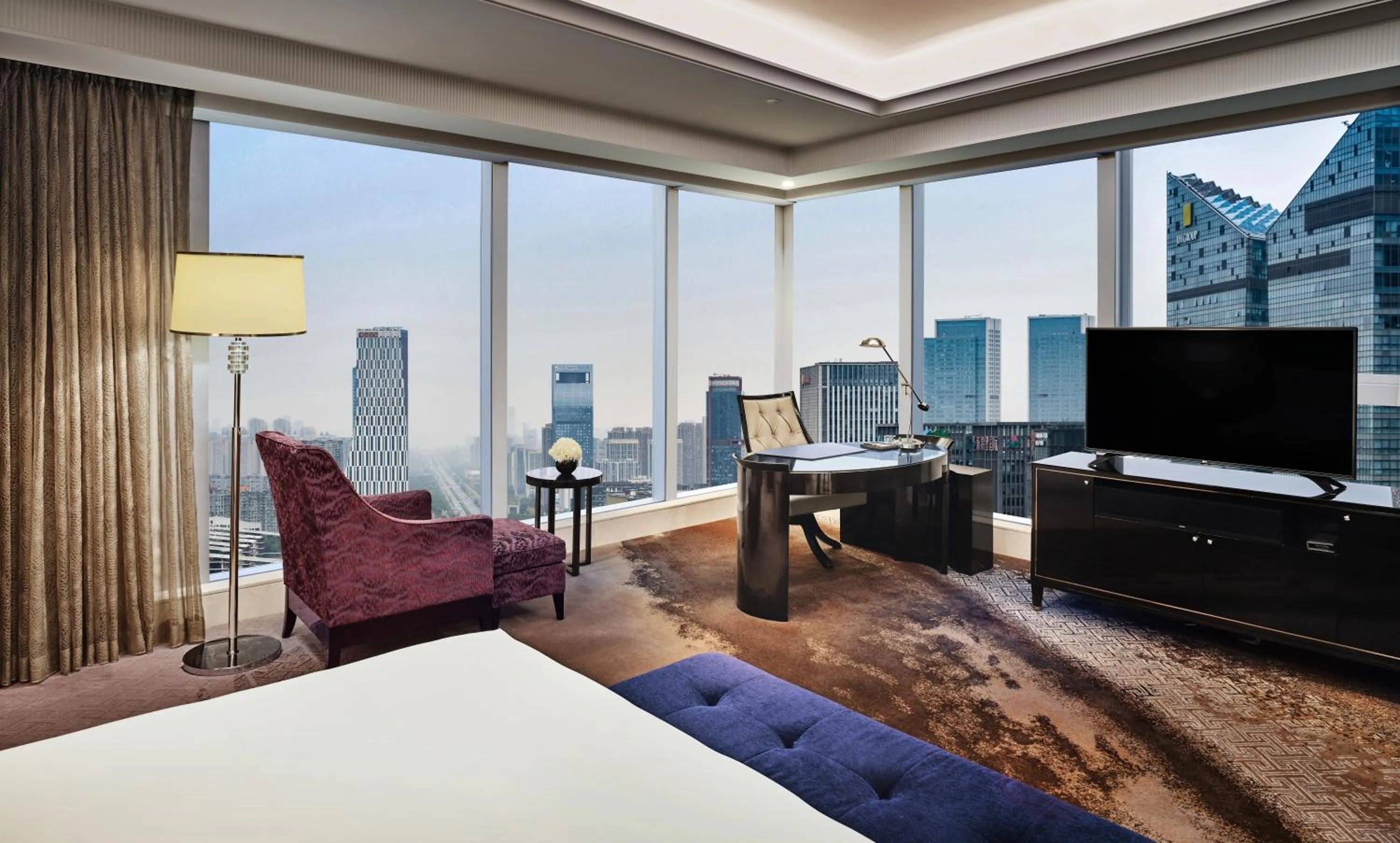 Photo of the whole room, Bed in Vignette Collection Palm Springs Hotel Chengdu by IHG