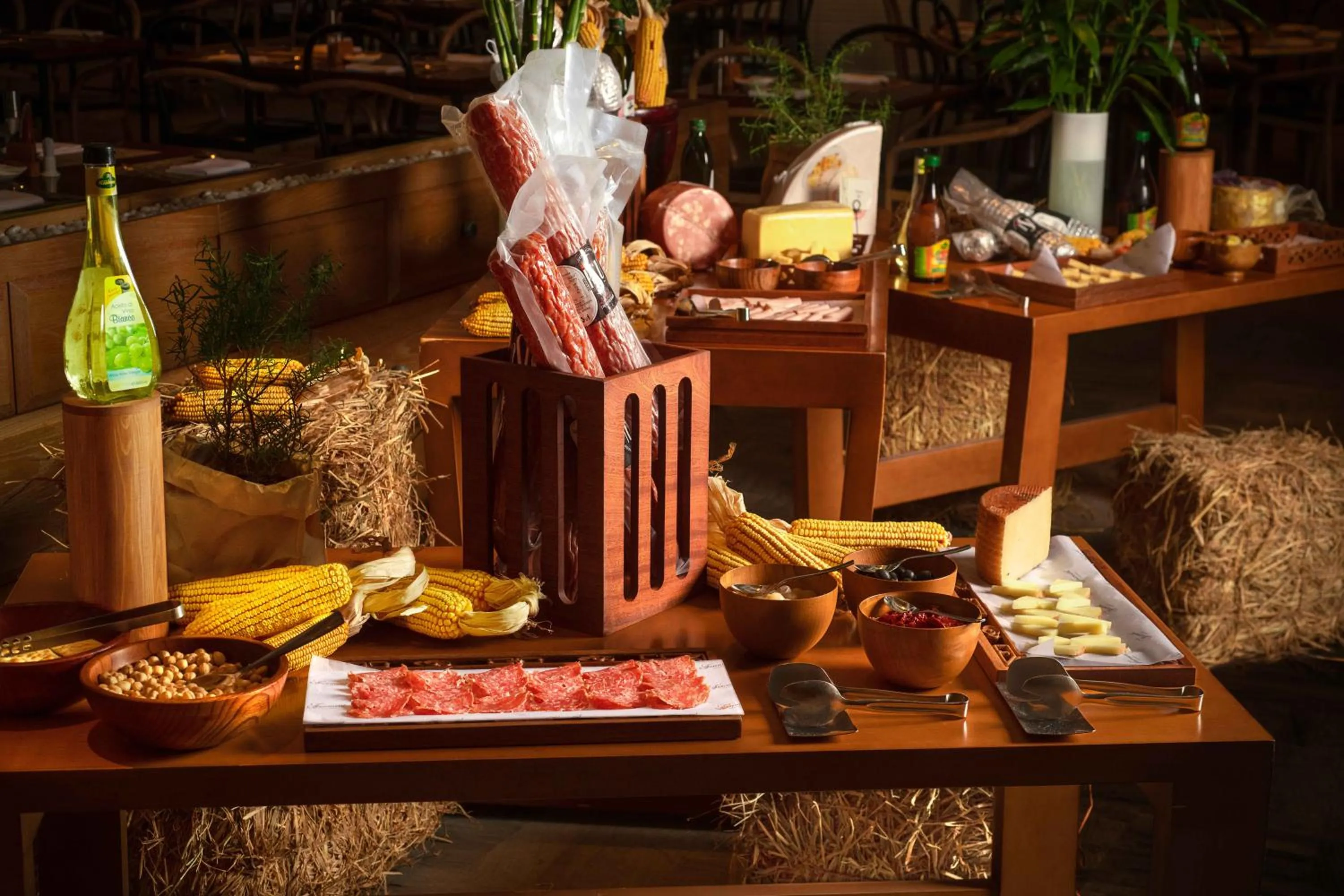 Restaurant/places to eat in Fairmont Chengdu