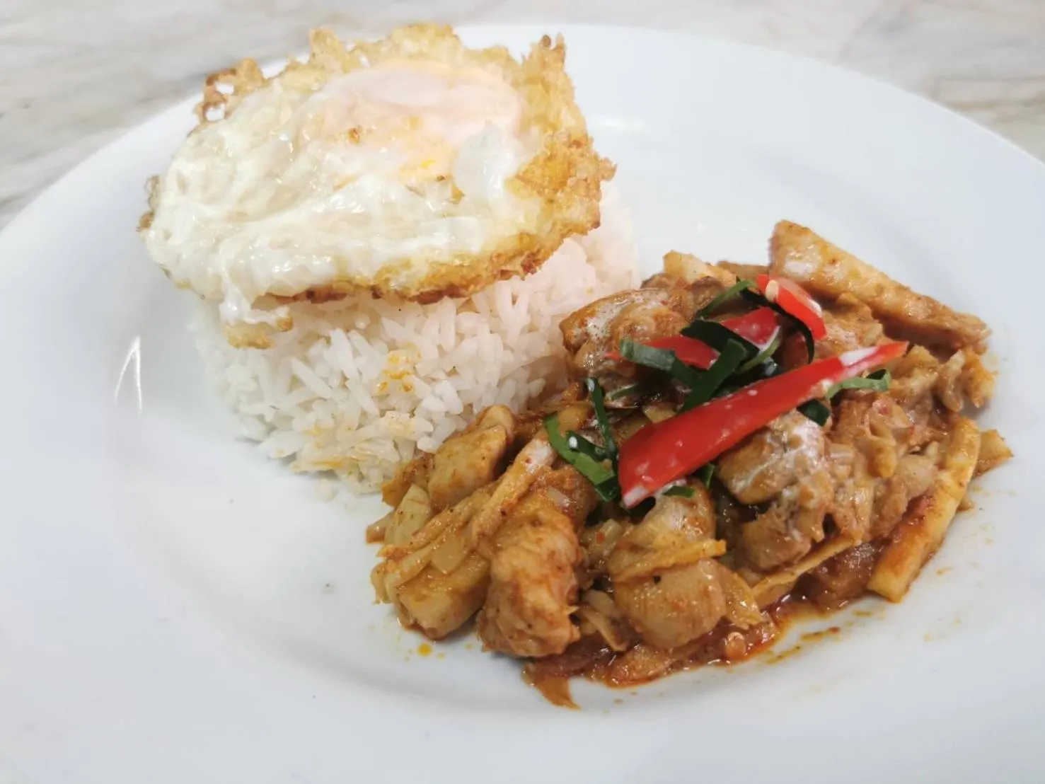 Restaurant/places to eat in Baanthep Antique Homestay