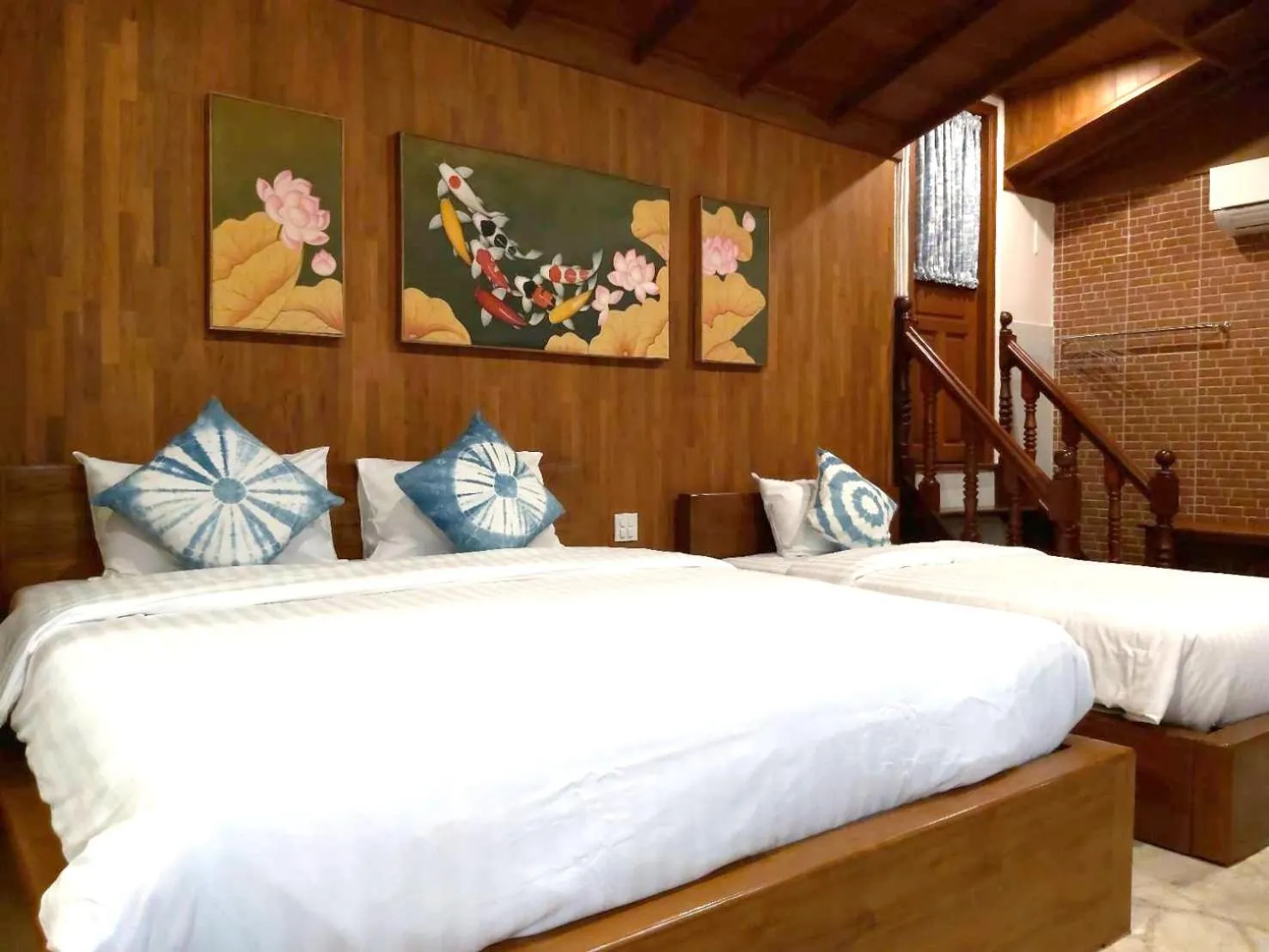 Bed in Baanthep Antique Homestay