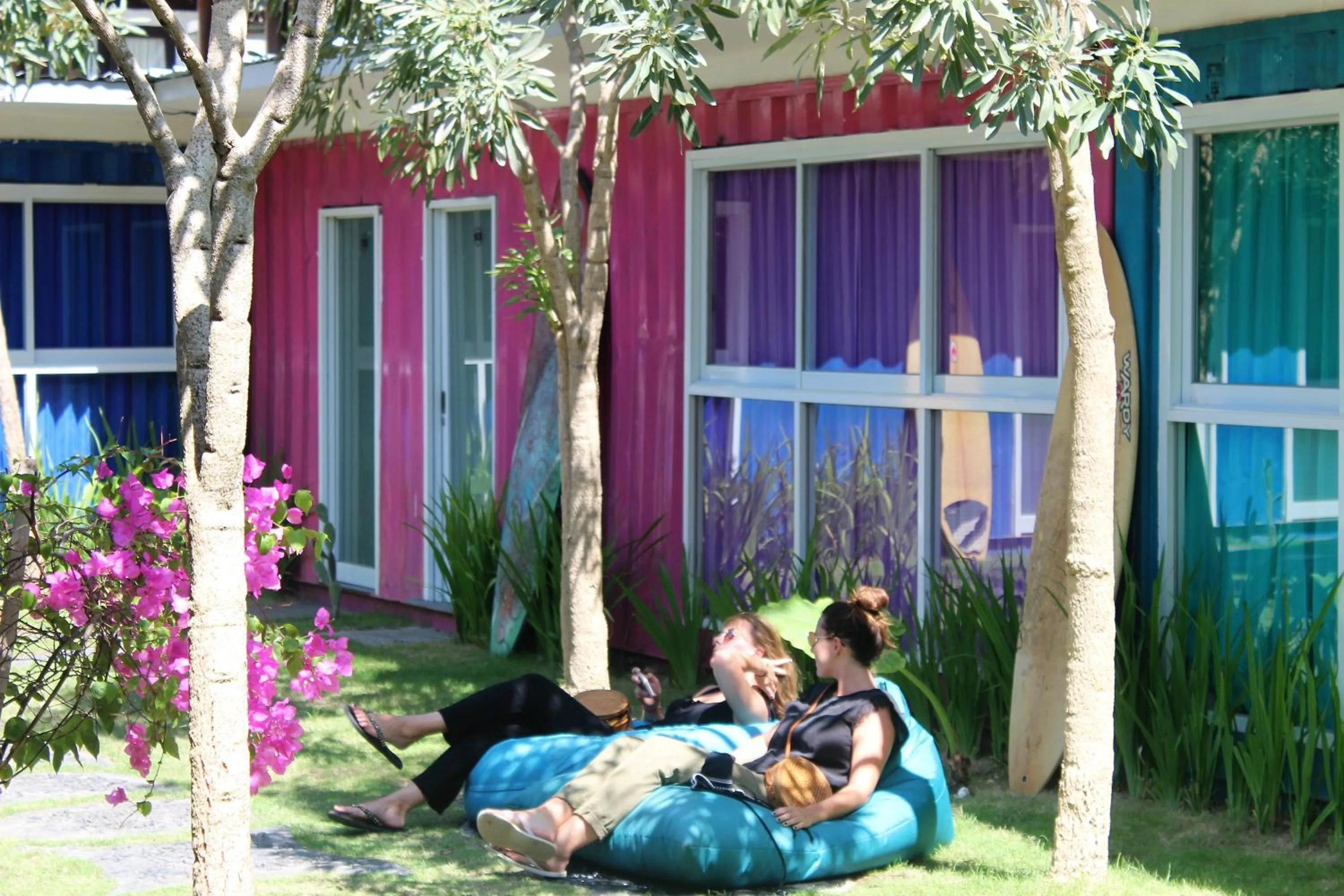 Family in Kubu Container