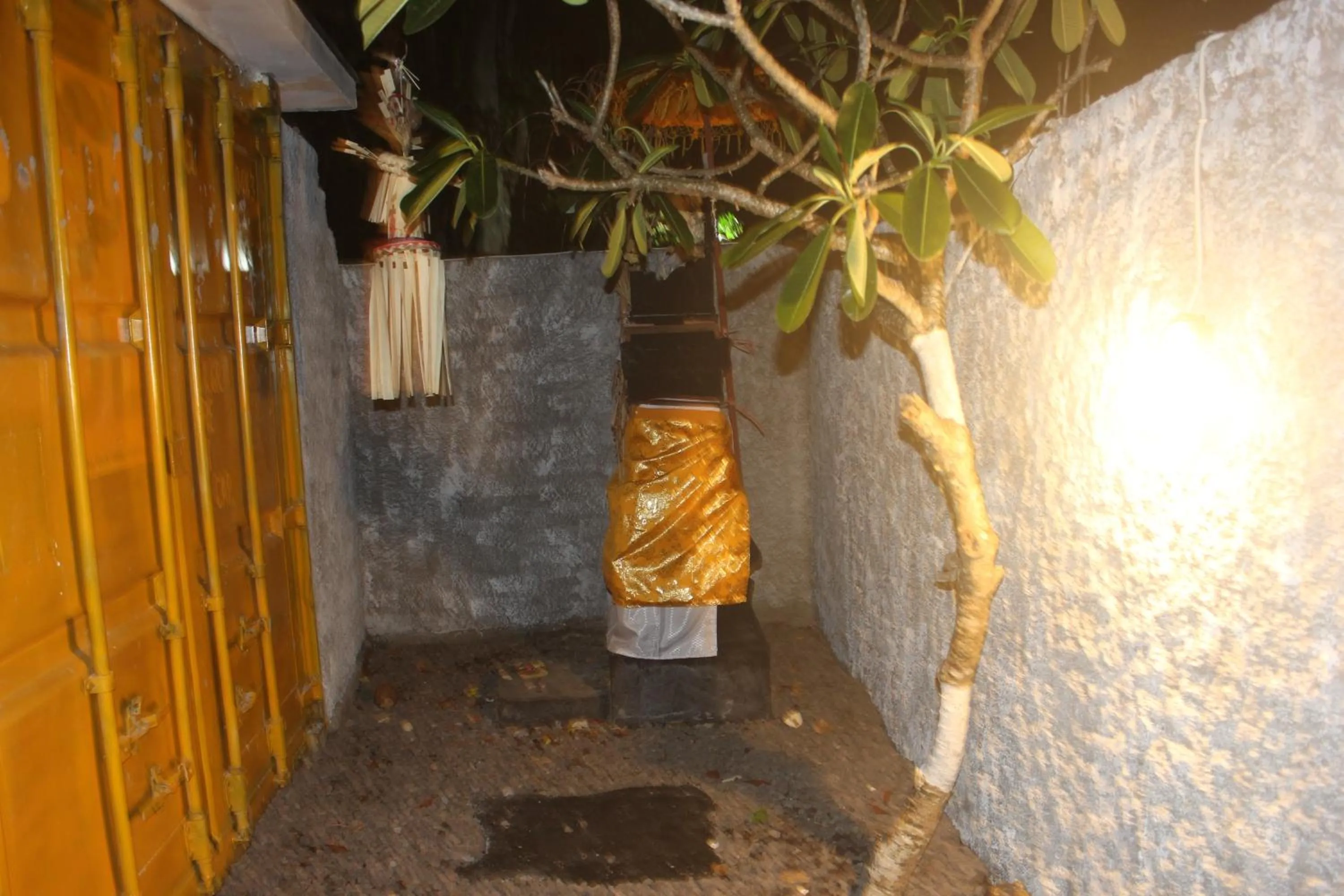 Other in Kubu Container