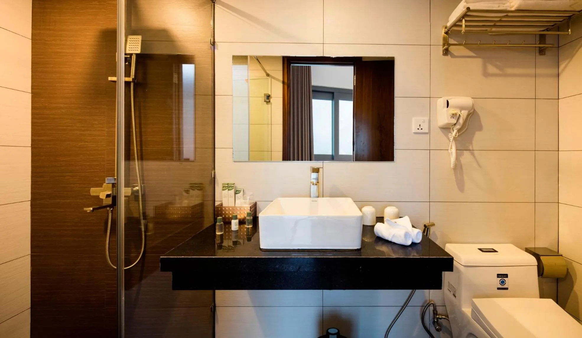 Bathroom in La Sera Hotel