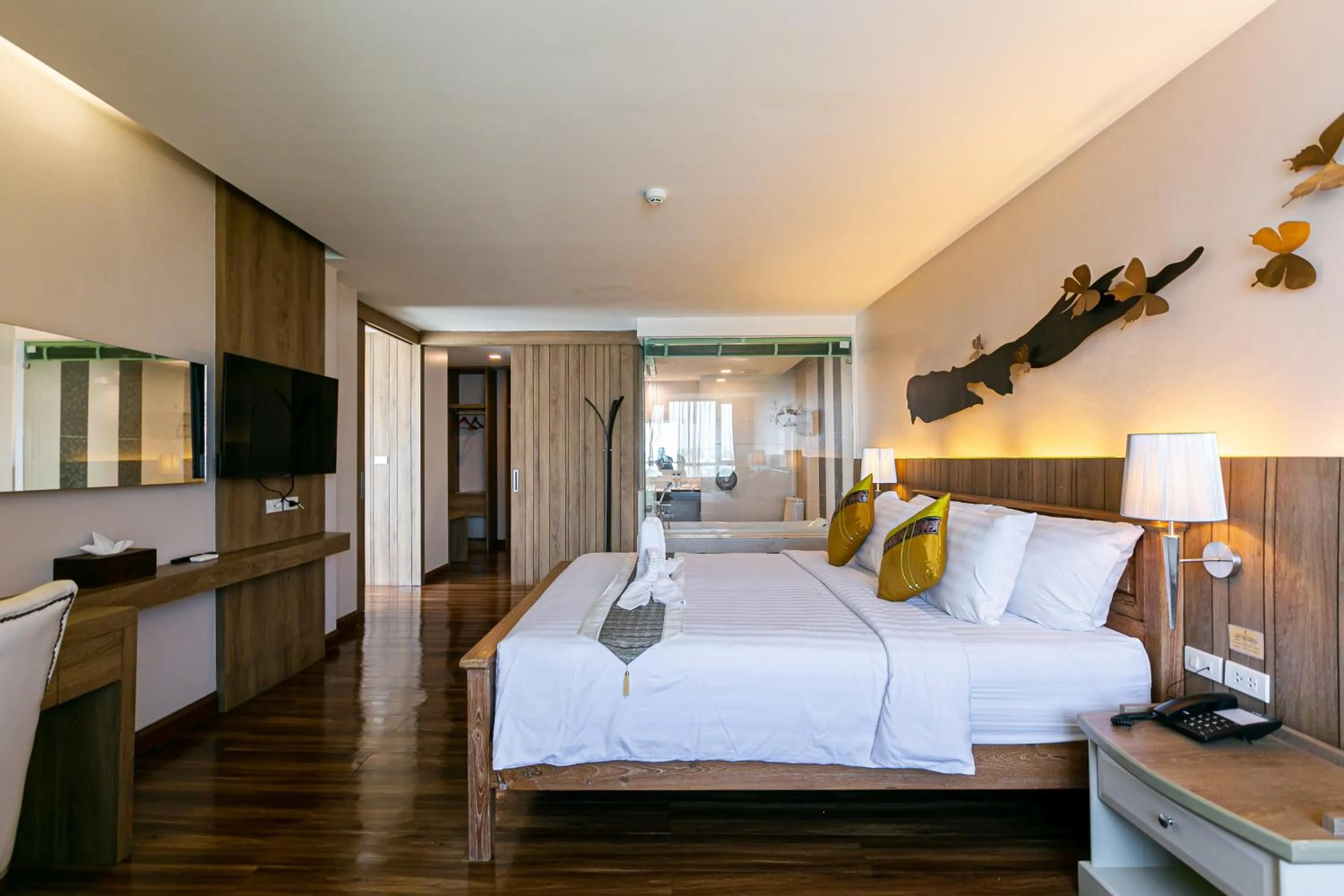 Bed in Grand Ratchapruek Hotel