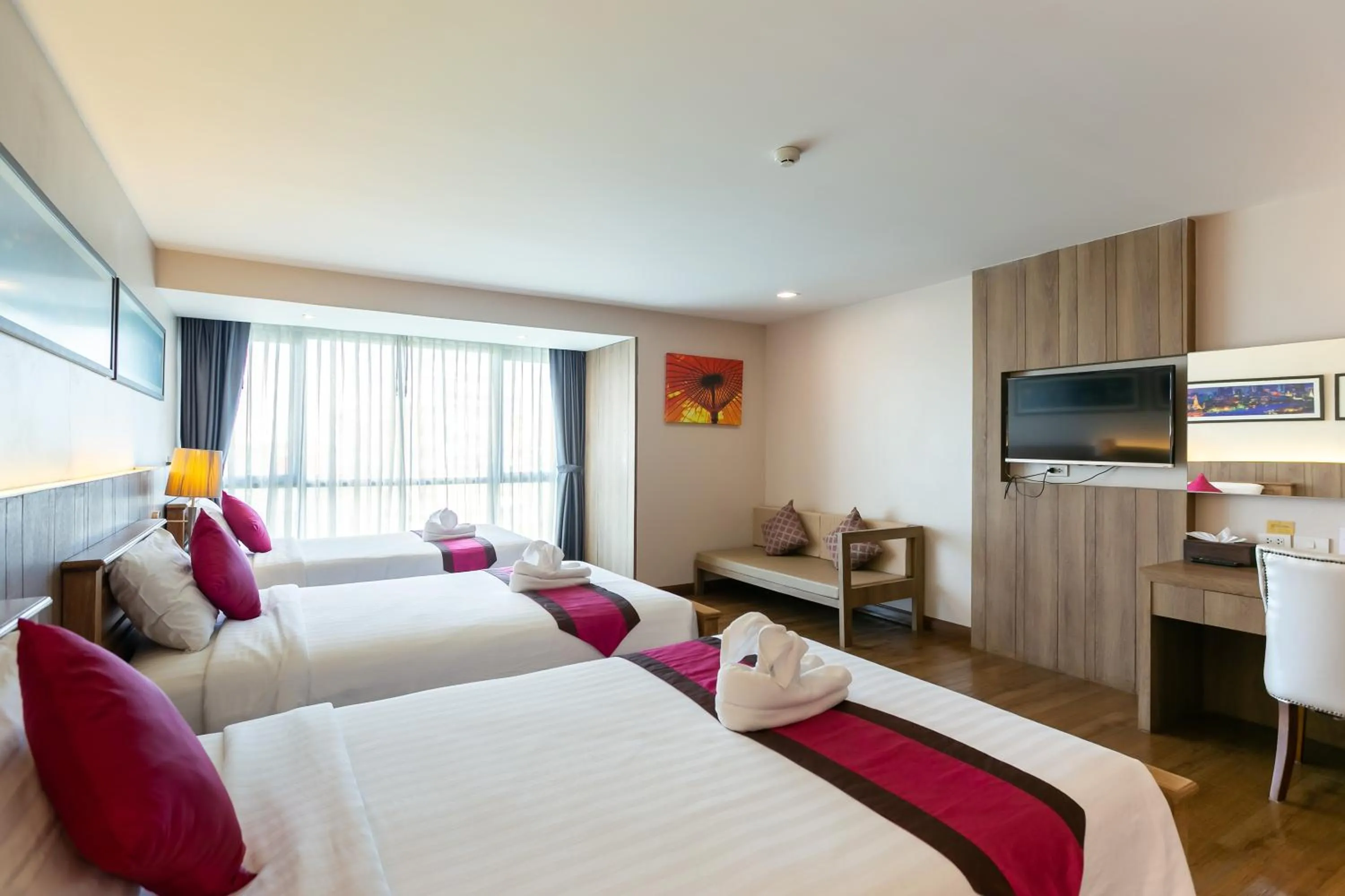 Bed in Grand Ratchapruek Hotel