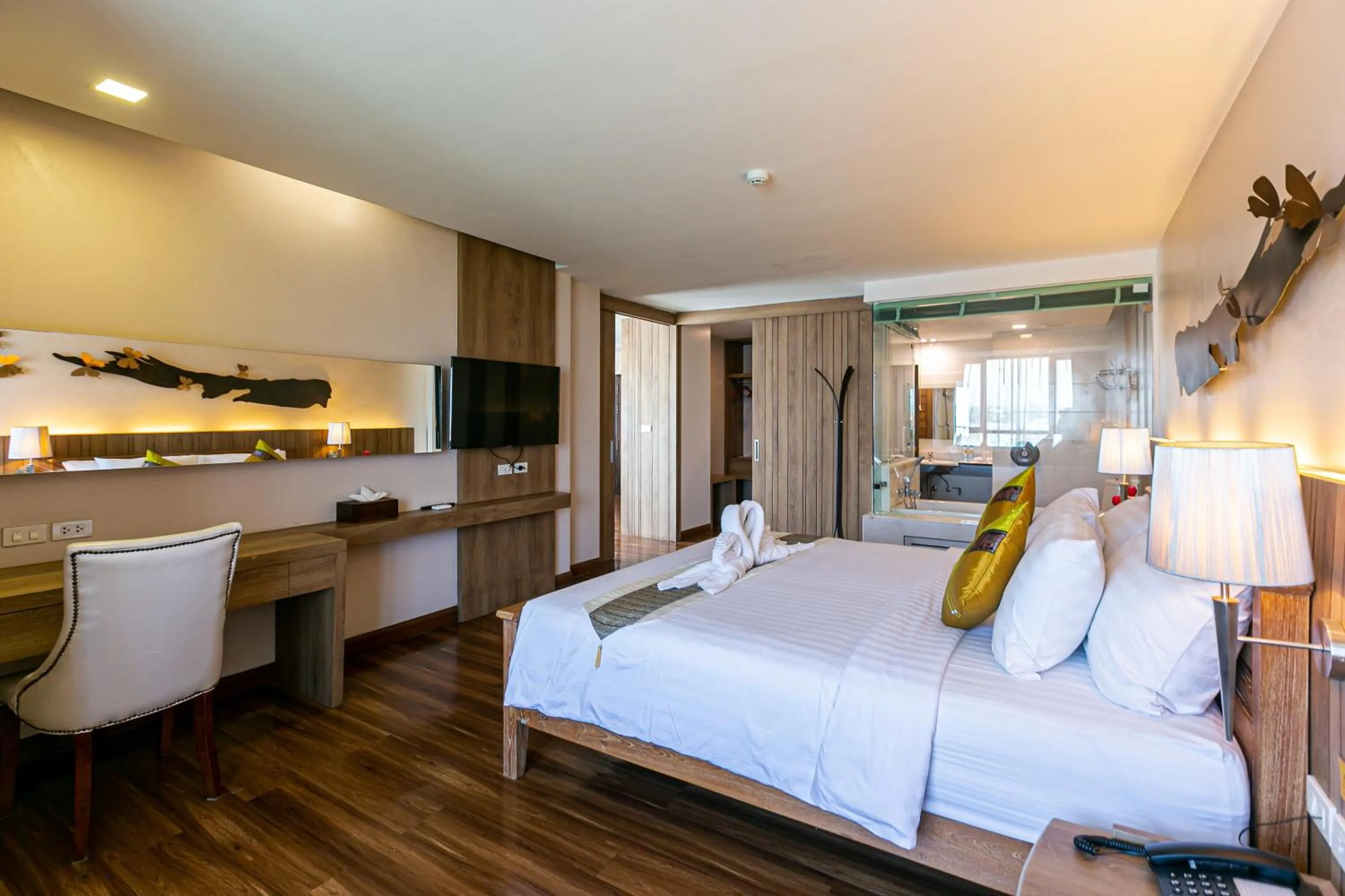 Bed in Grand Ratchapruek Hotel