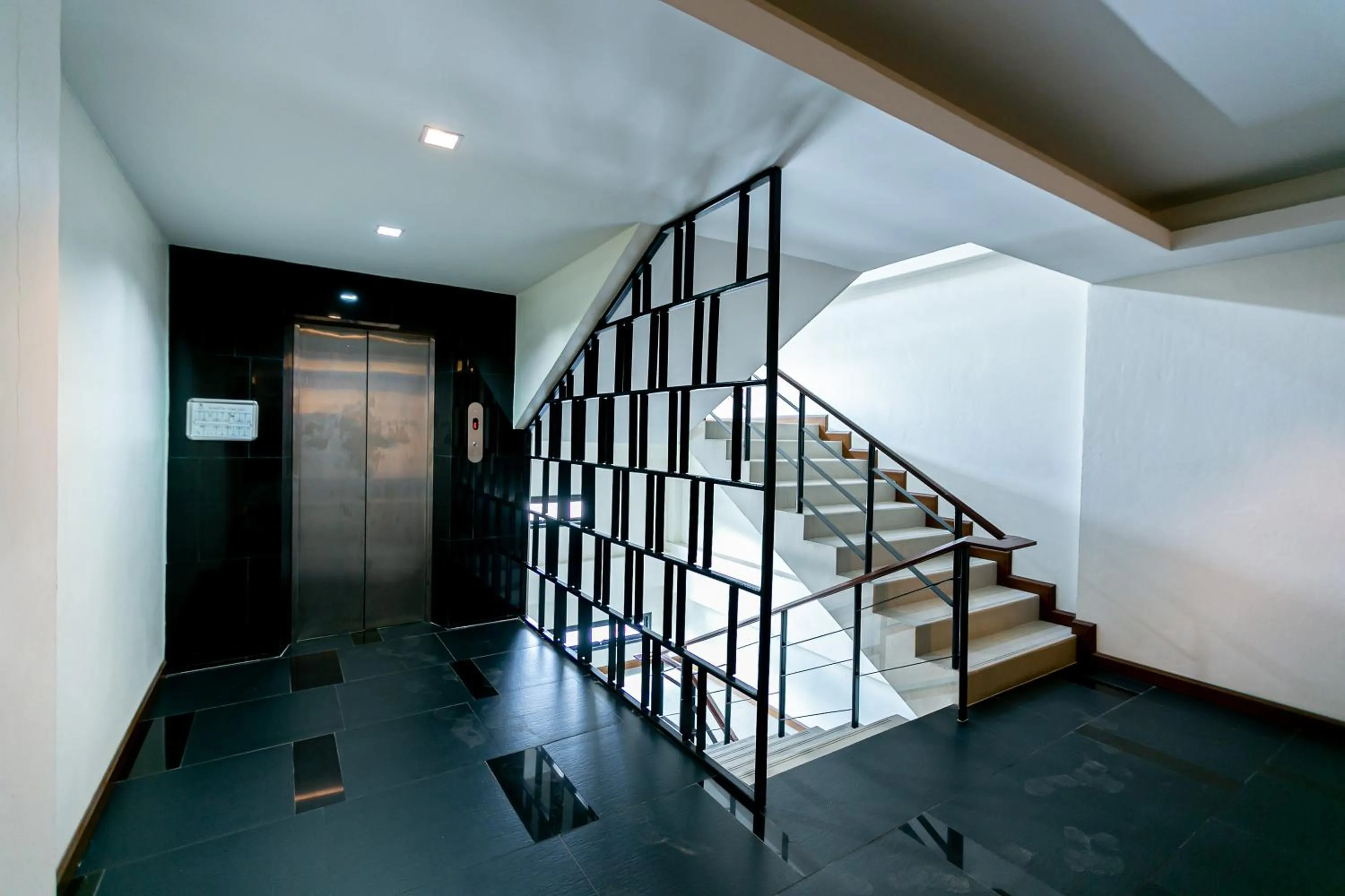 Lobby or reception in Grand Ratchapruek Hotel