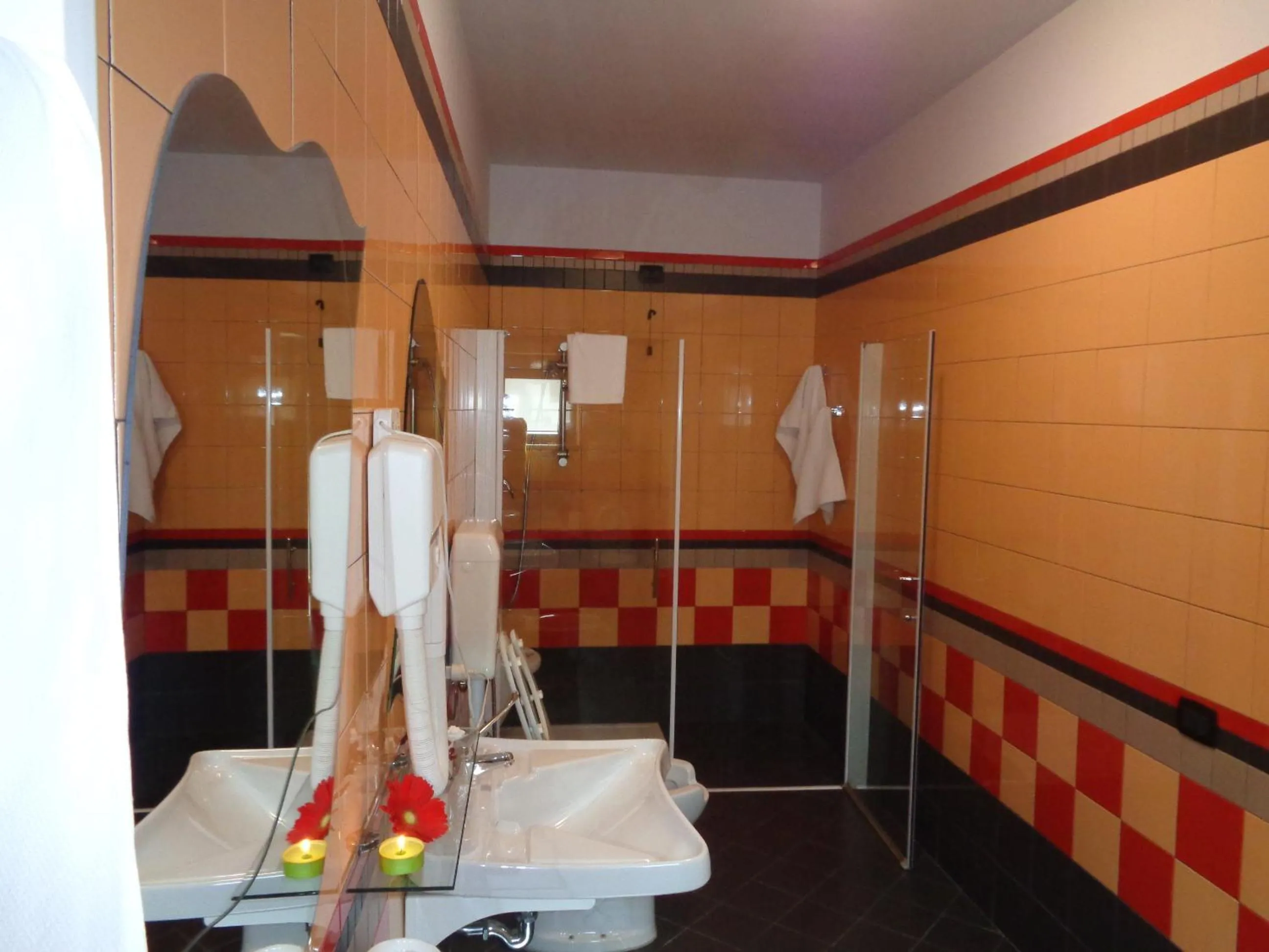 Bathroom in Hotel Airone