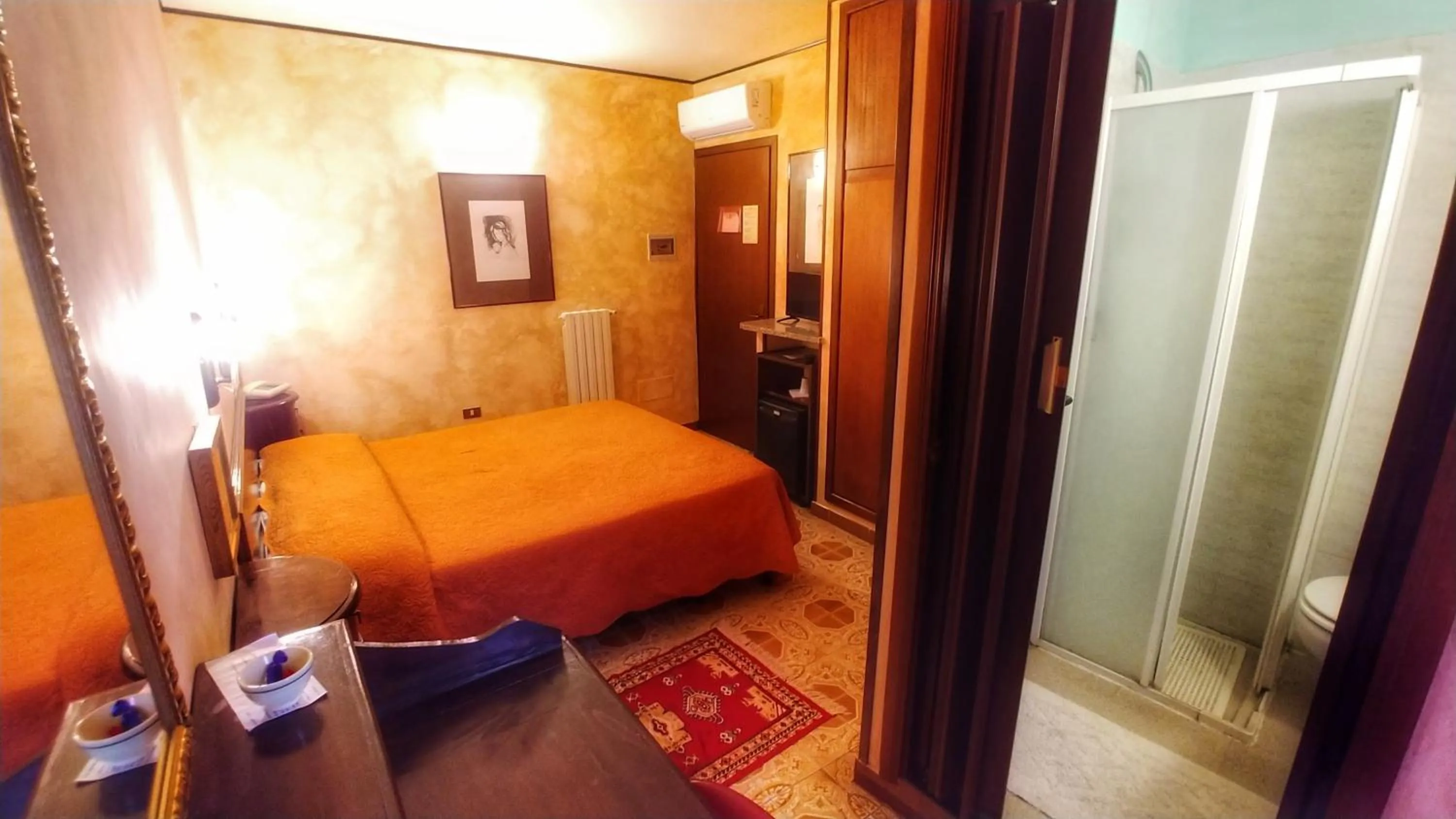 Bed in Hotel Centrale