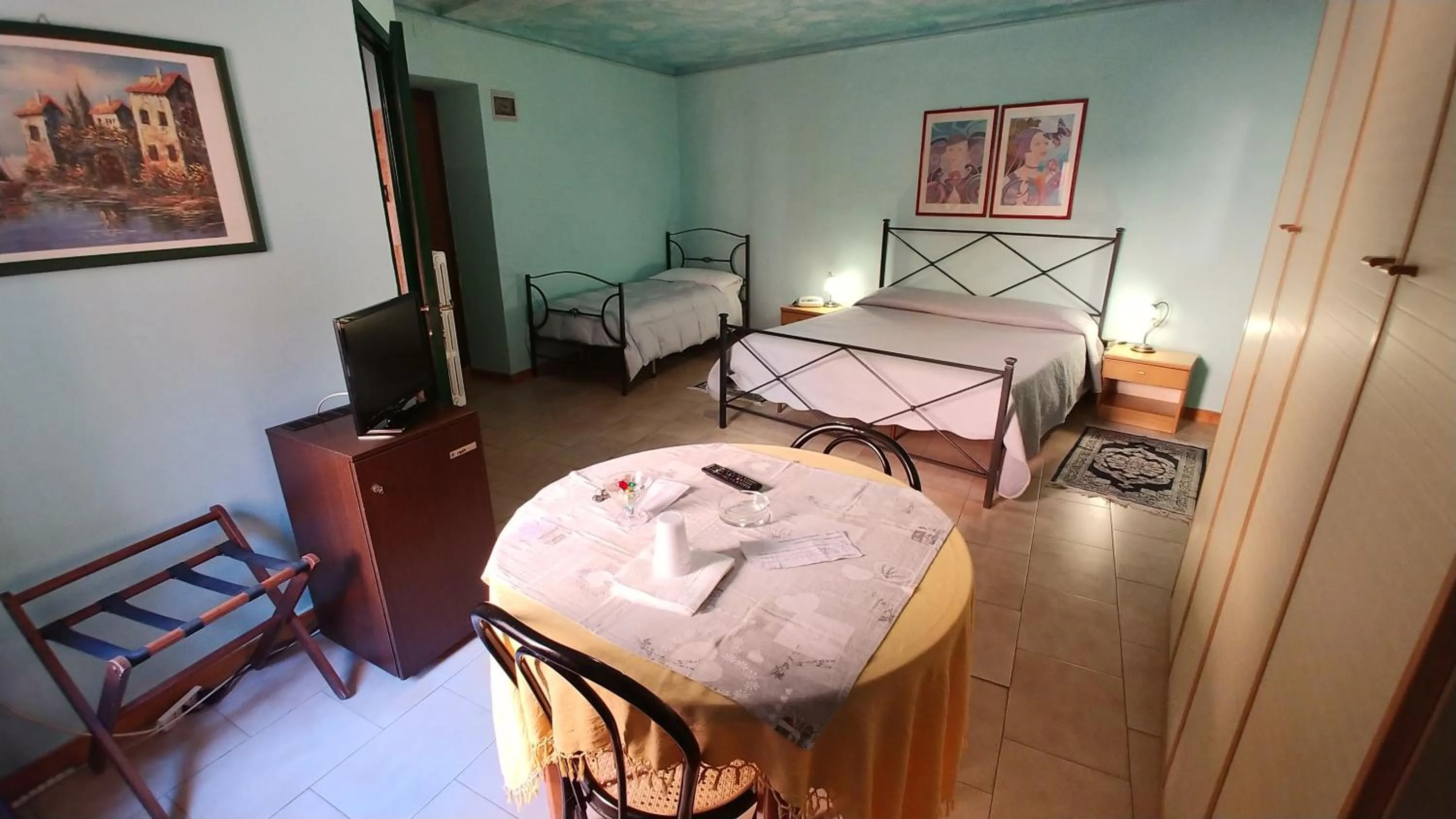 Bedroom, Bed in Hotel Centrale