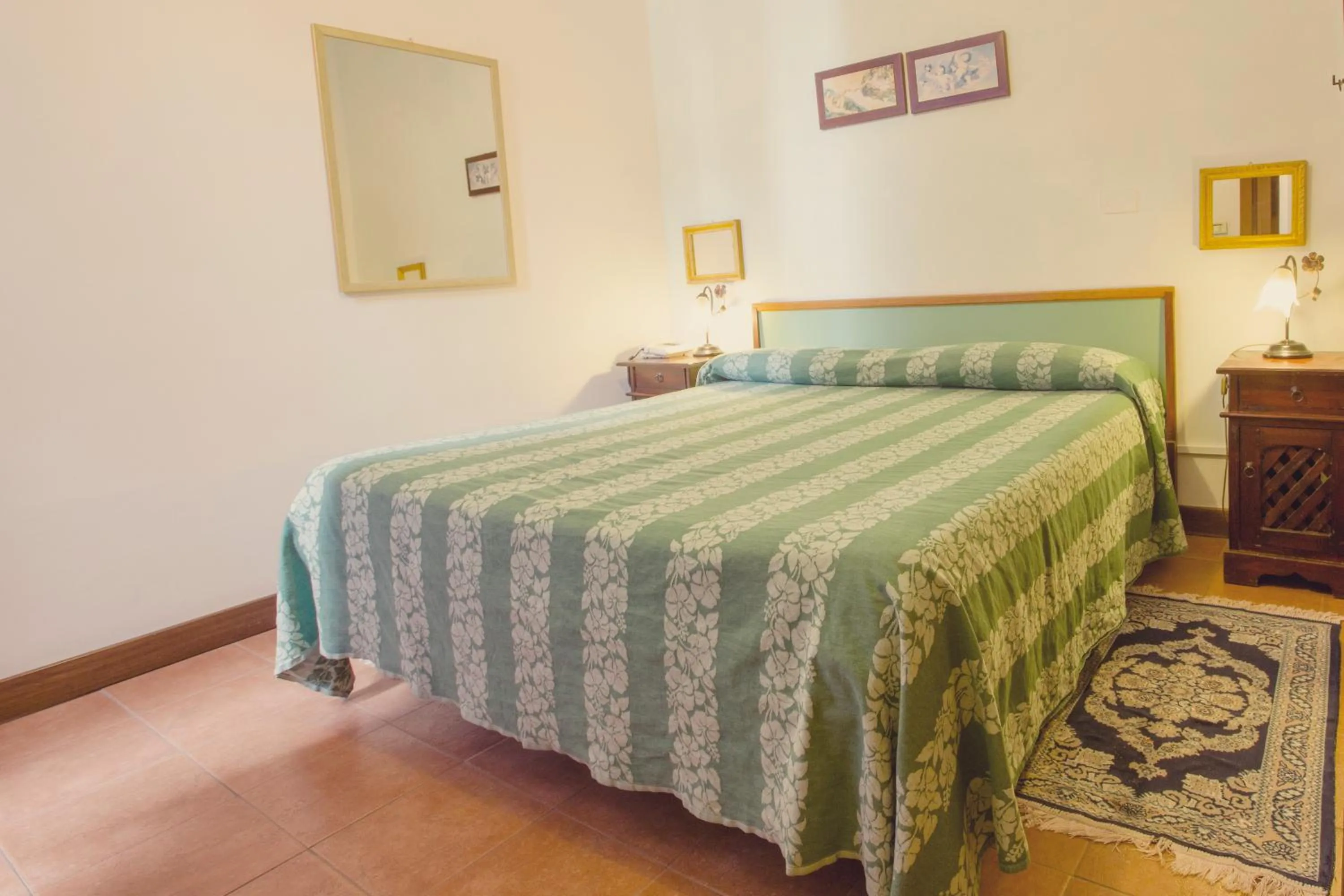 Photo of the whole room, Bed in Hotel Centrale