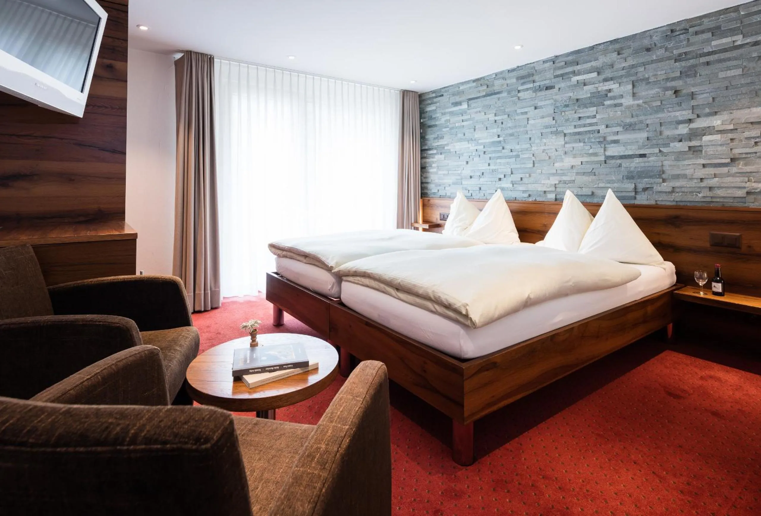 Bed in Hotel Continental