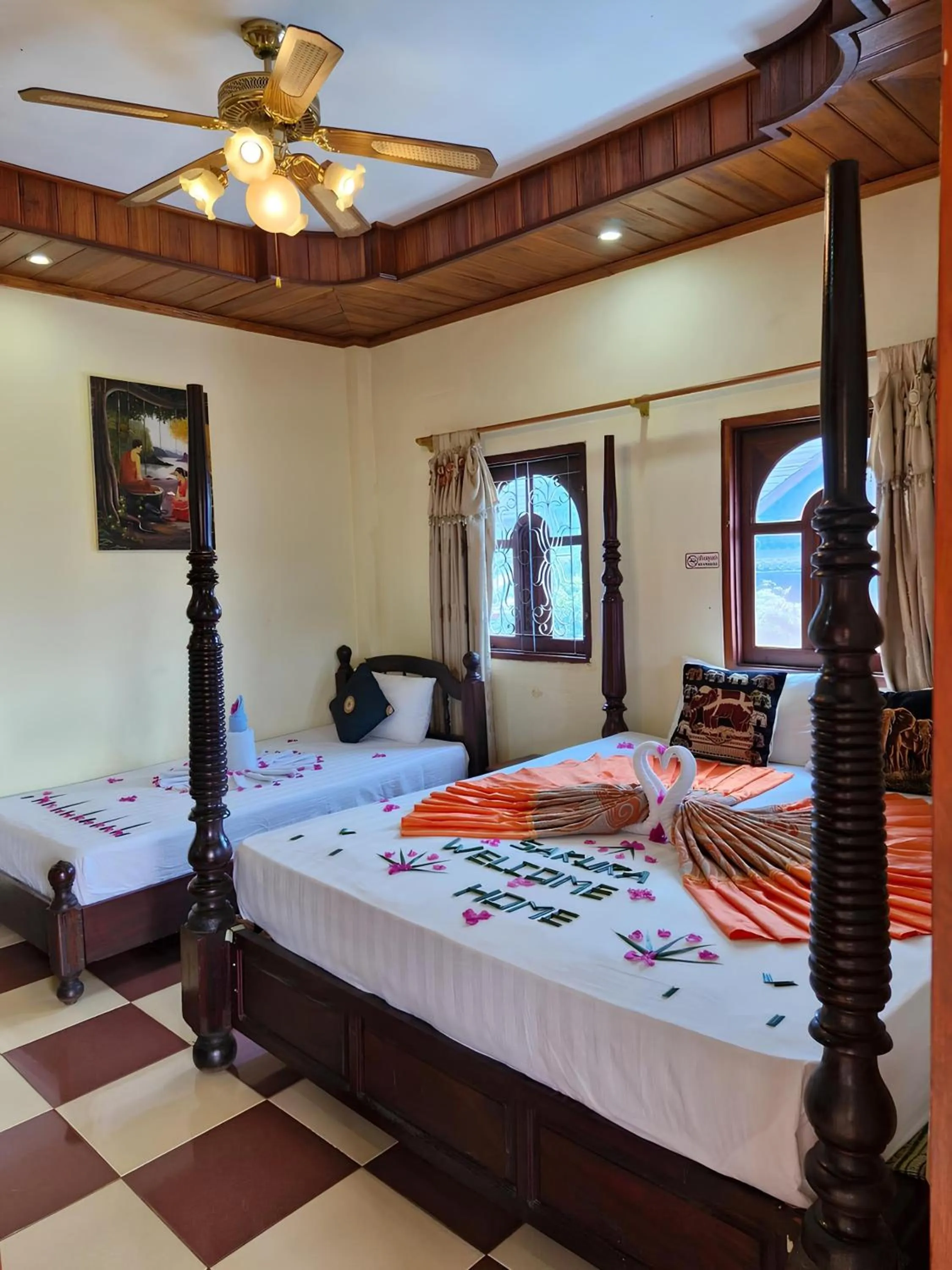 Bed in Sakura Wood House