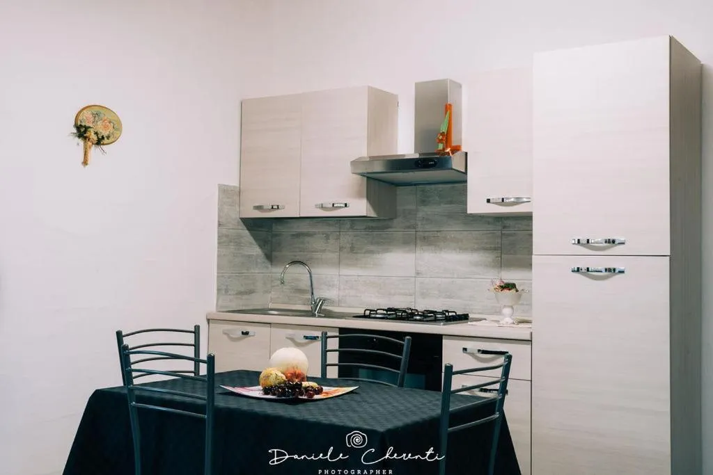 Kitchen or kitchenette in B&B Pan di Zucchero