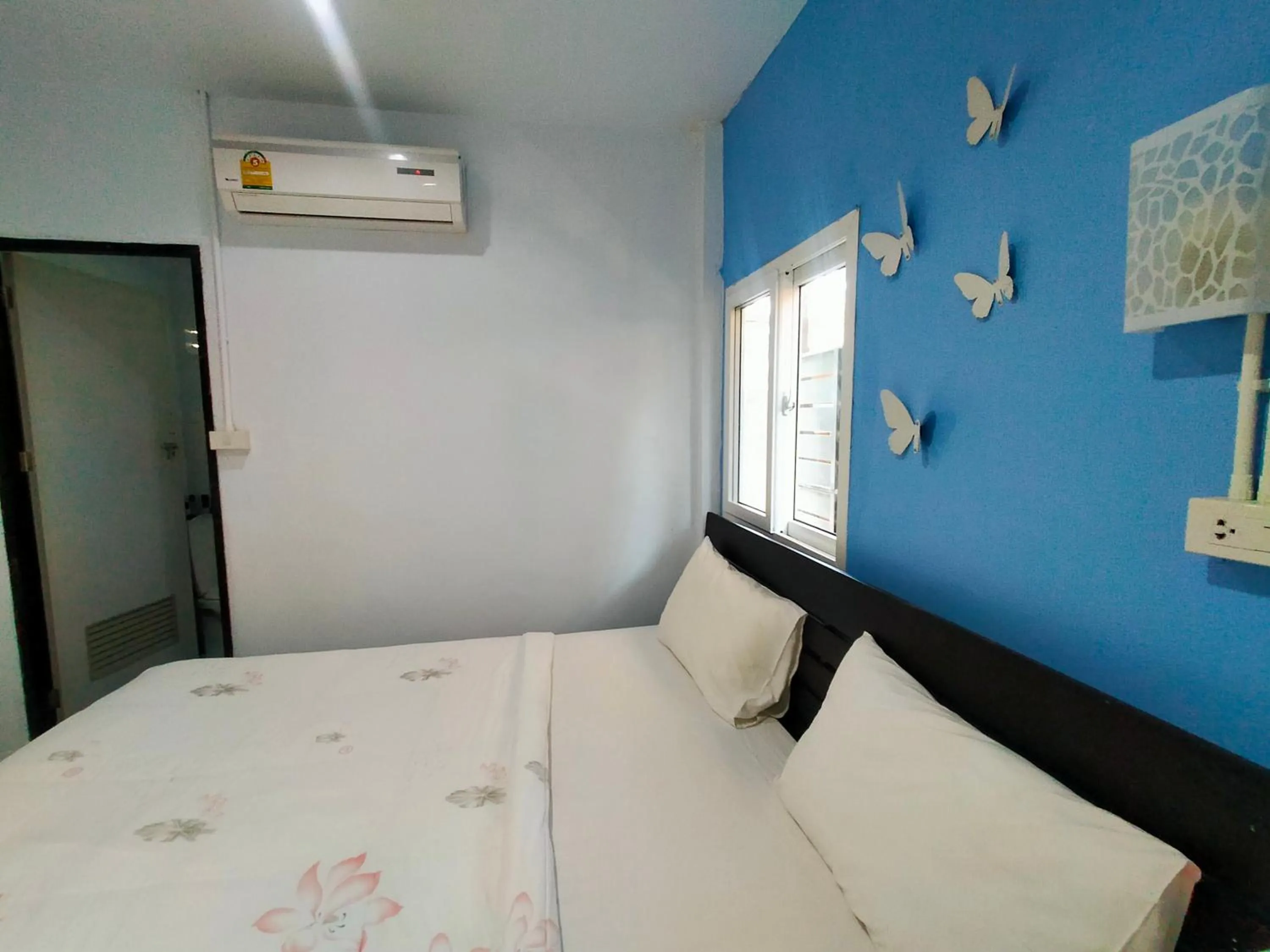 Bed in Nemo 2 Resort