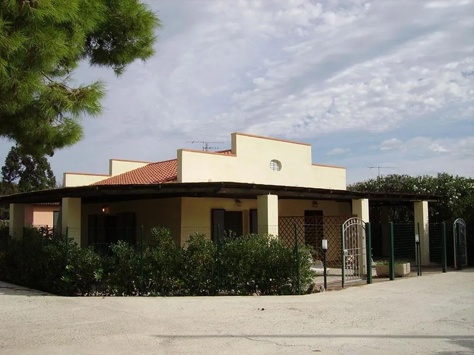 Property building in Pozzo al Moro Village