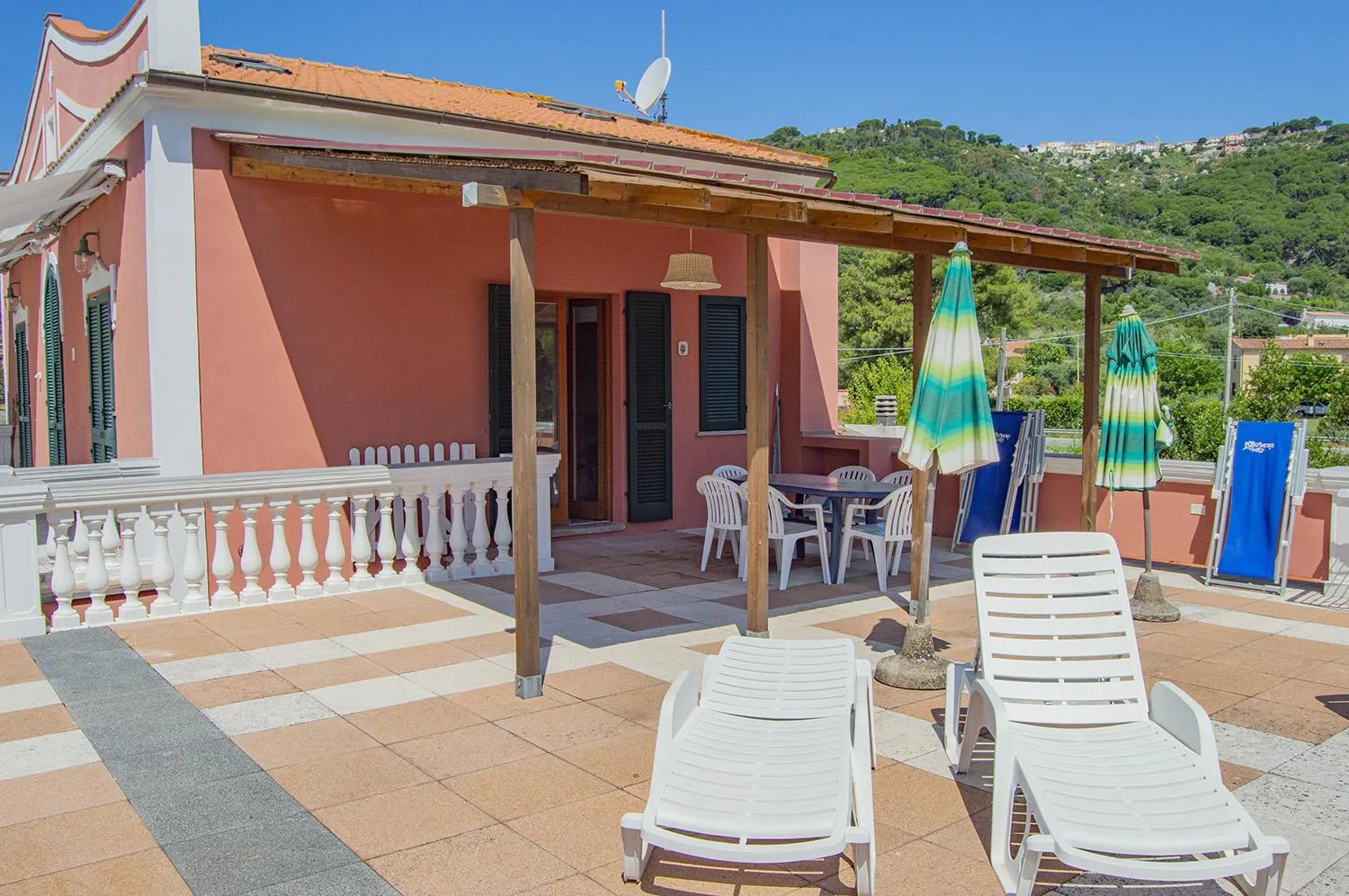 Patio in Pozzo al Moro Village