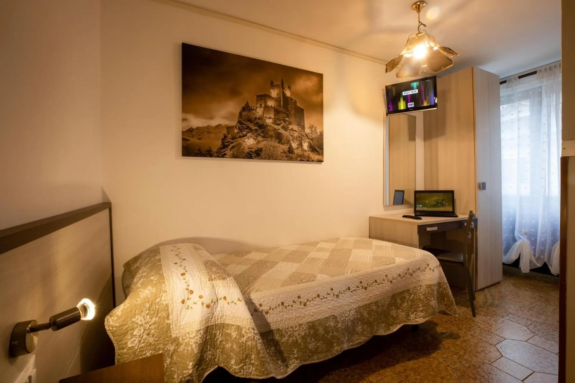 Bed in La Belle Epoque