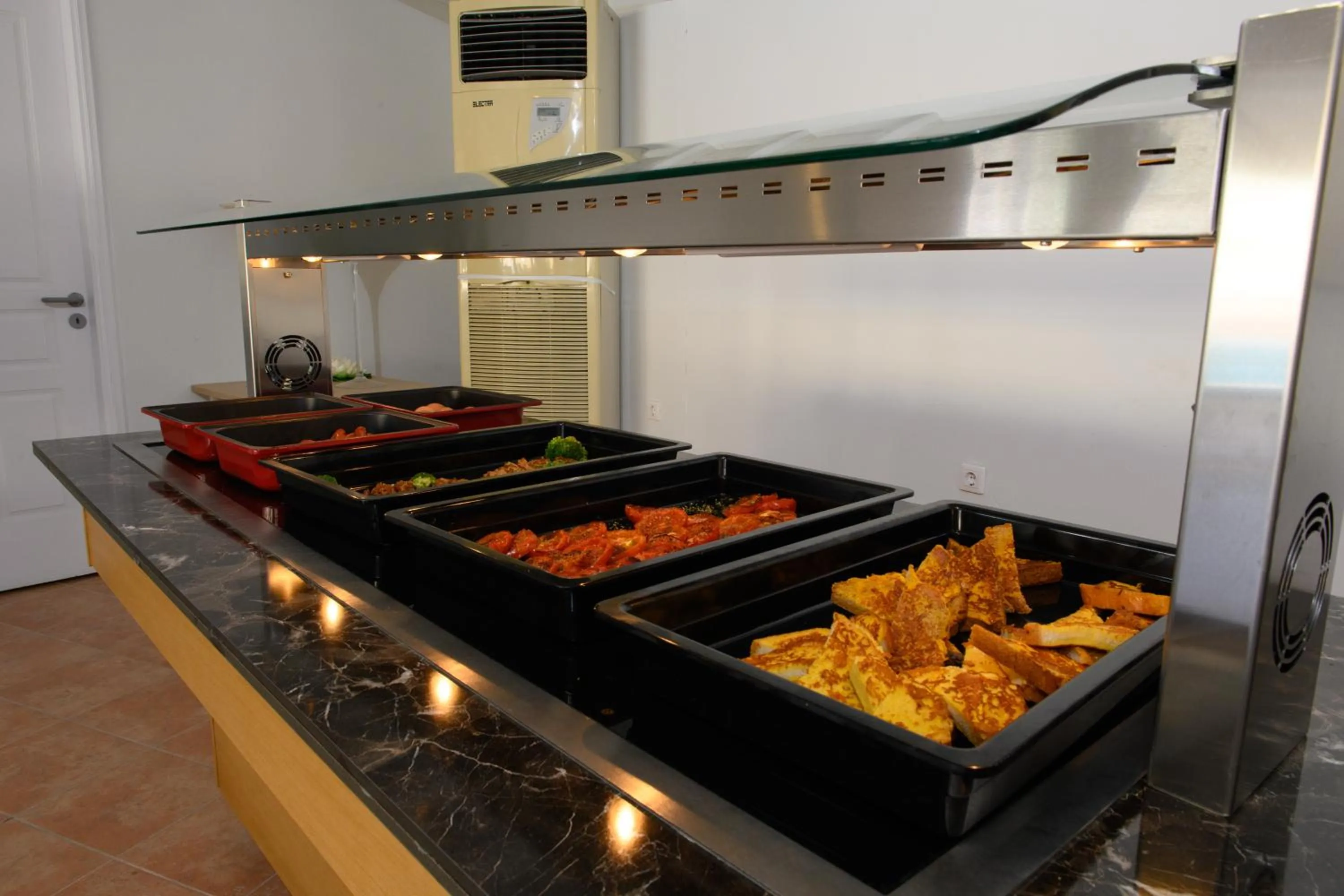 Restaurant/places to eat in Olympion Village