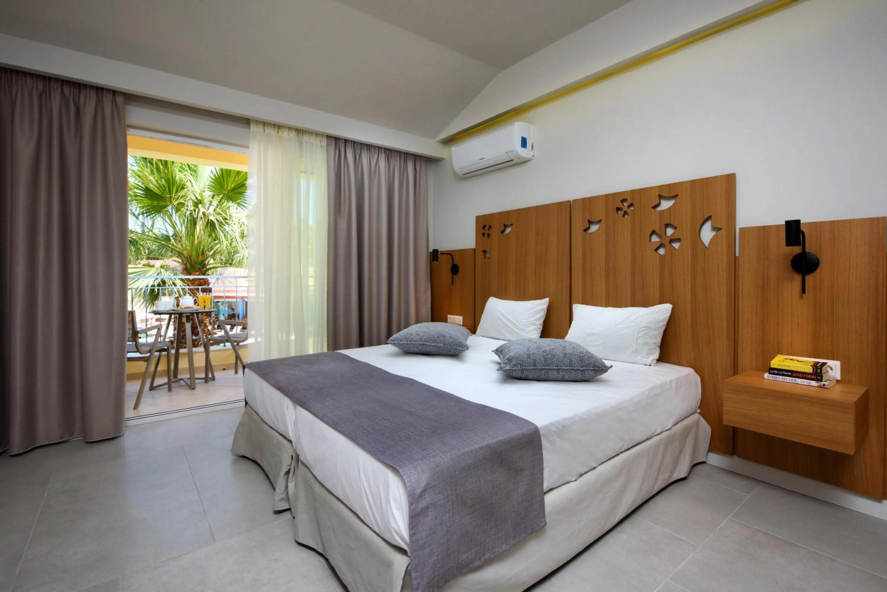 Photo of the whole room, Bed in Olympion Village