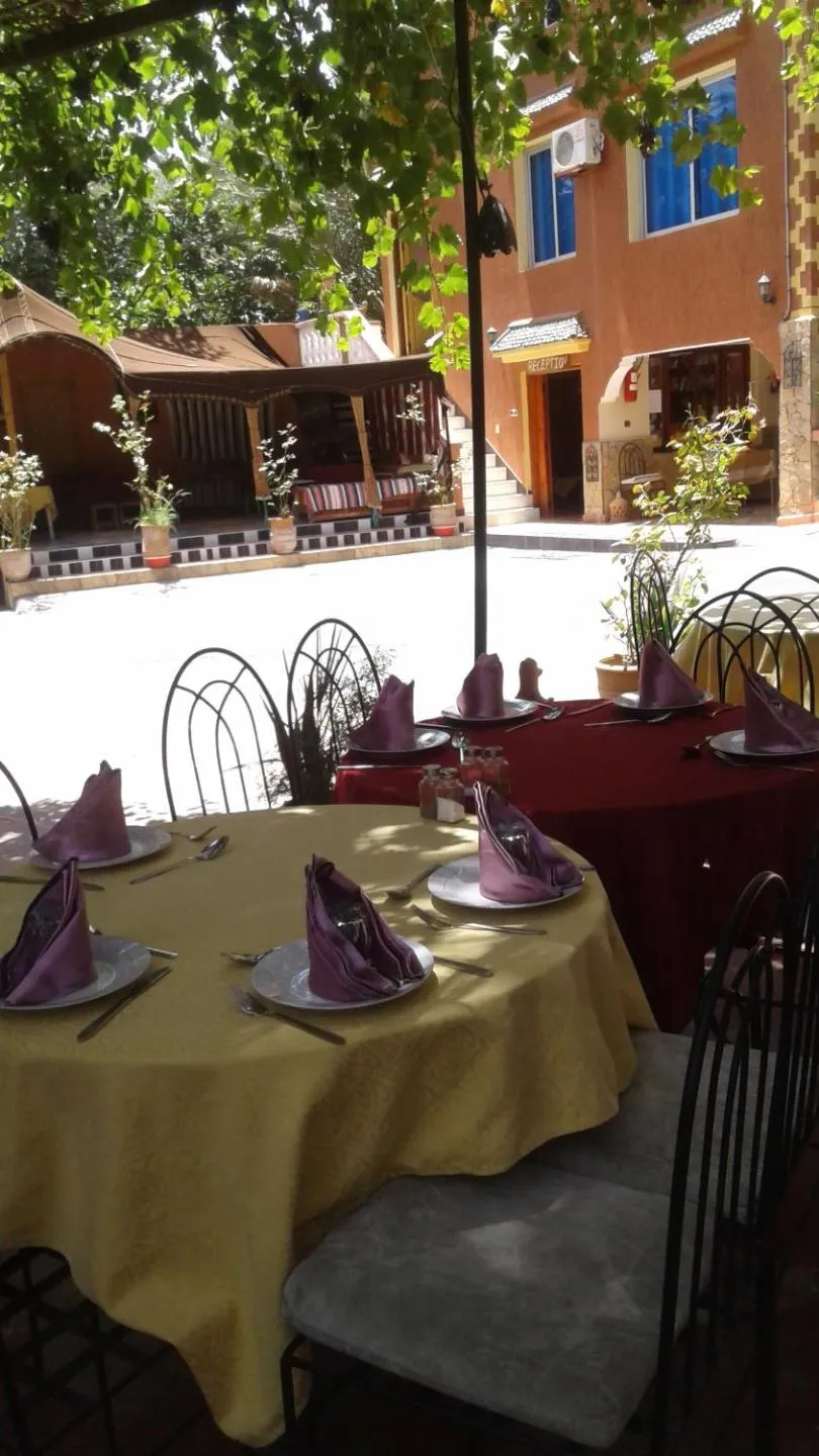 Restaurant/places to eat in RIAD Camping ATLAS