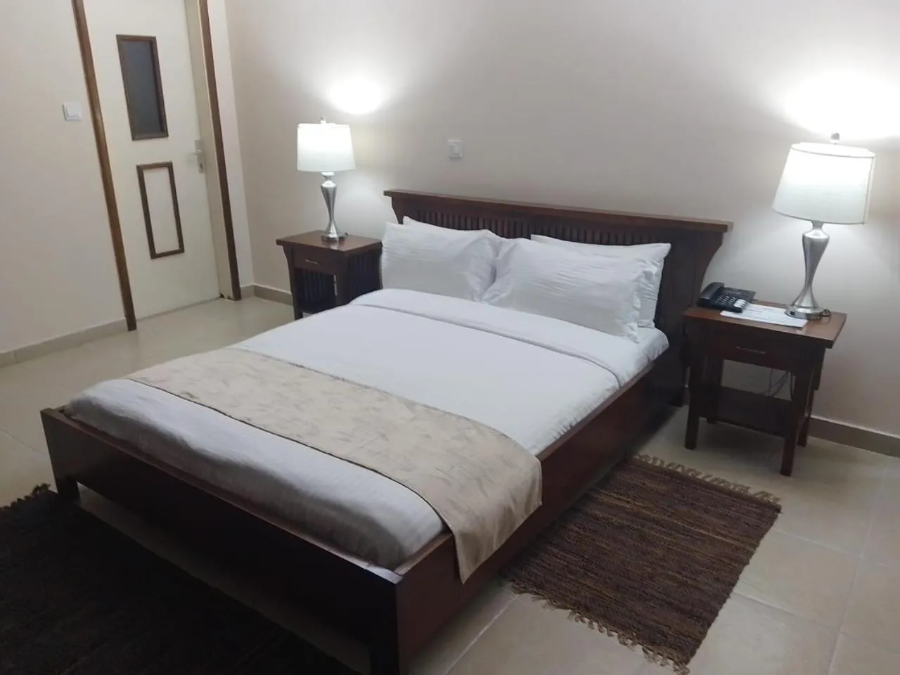 Bed in Hotel Barmoi