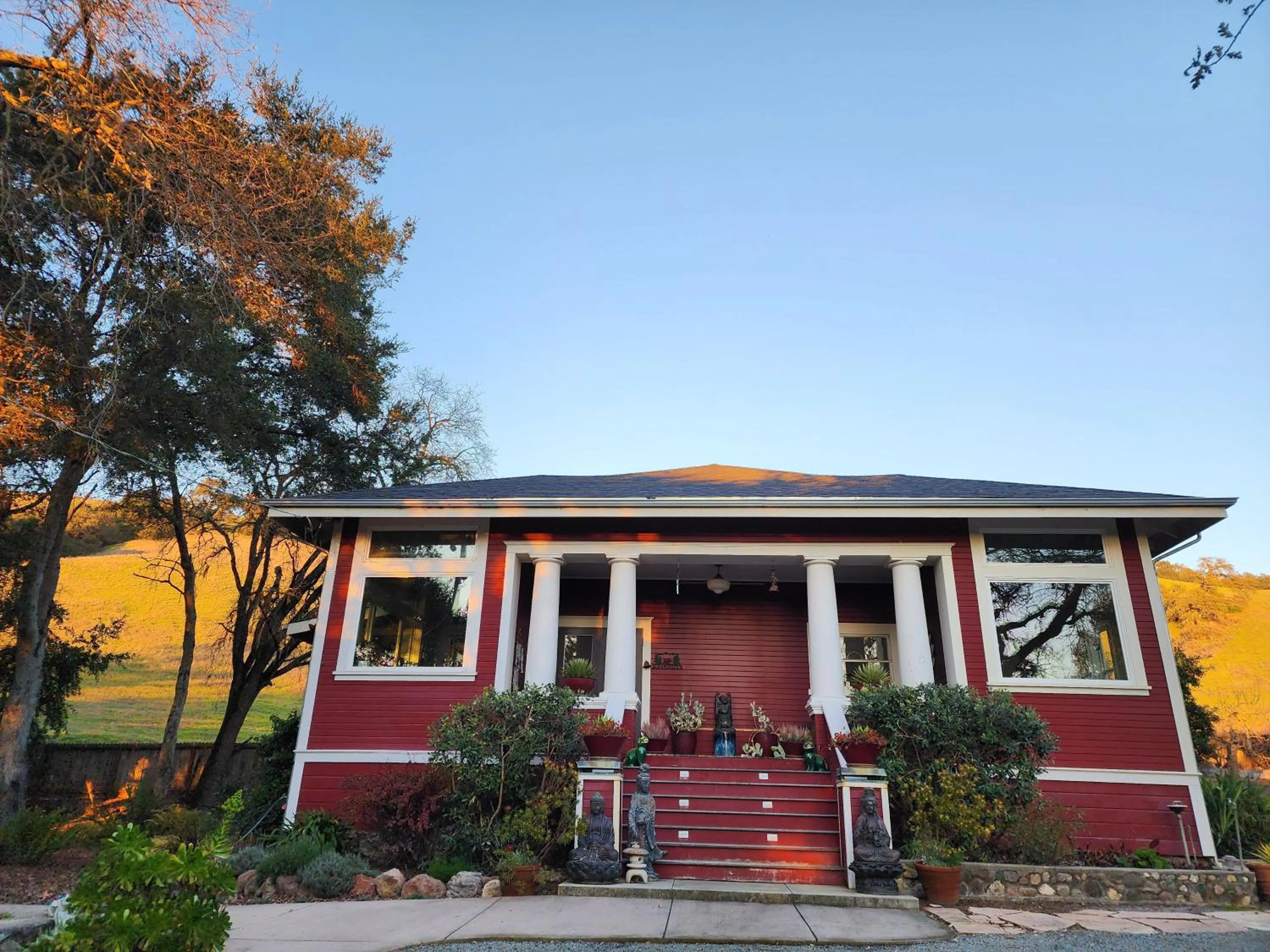 Amitabha Wine Country Cottage