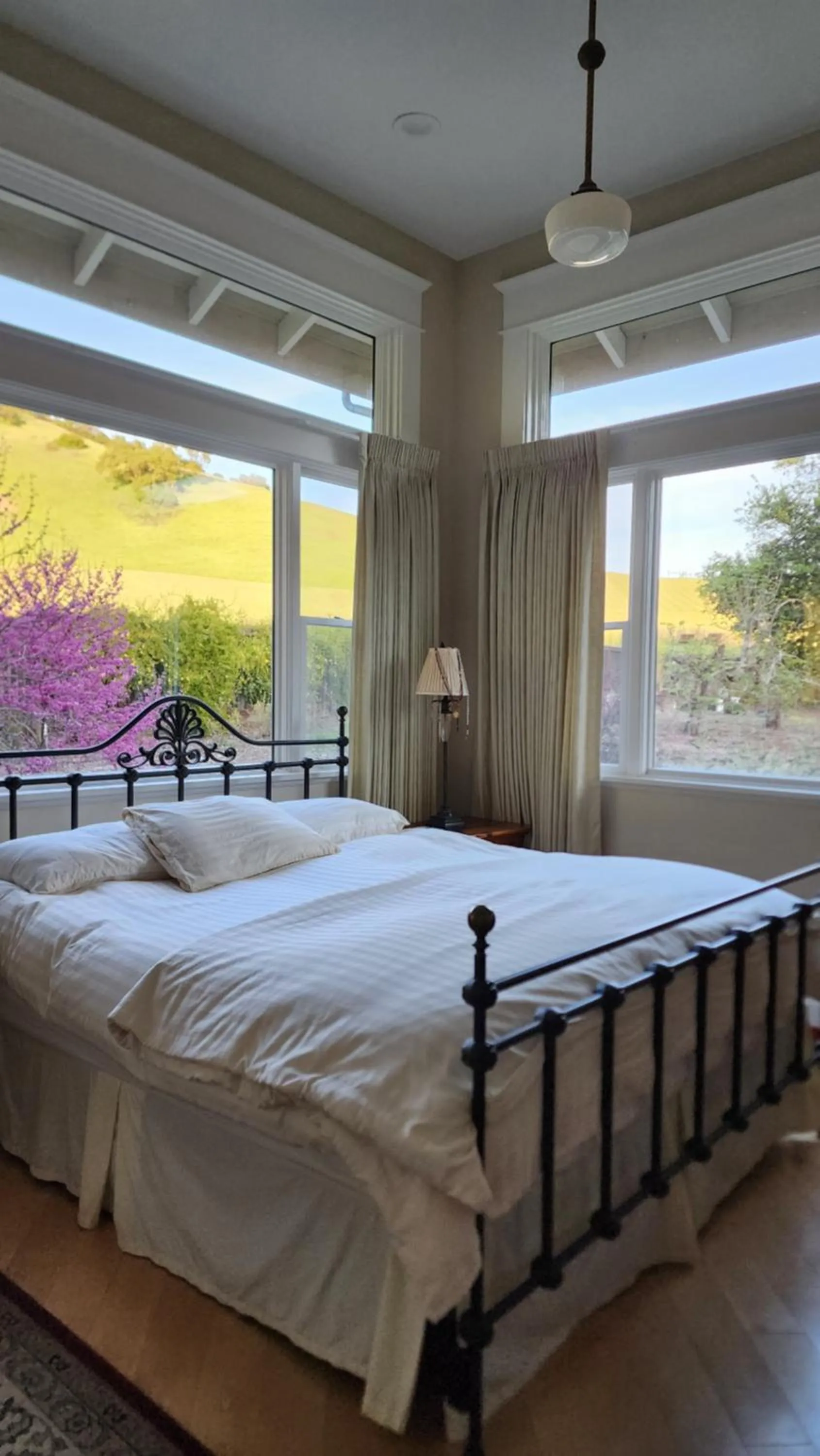 Bedroom, Bed in Amitabha Wine Country Cottage