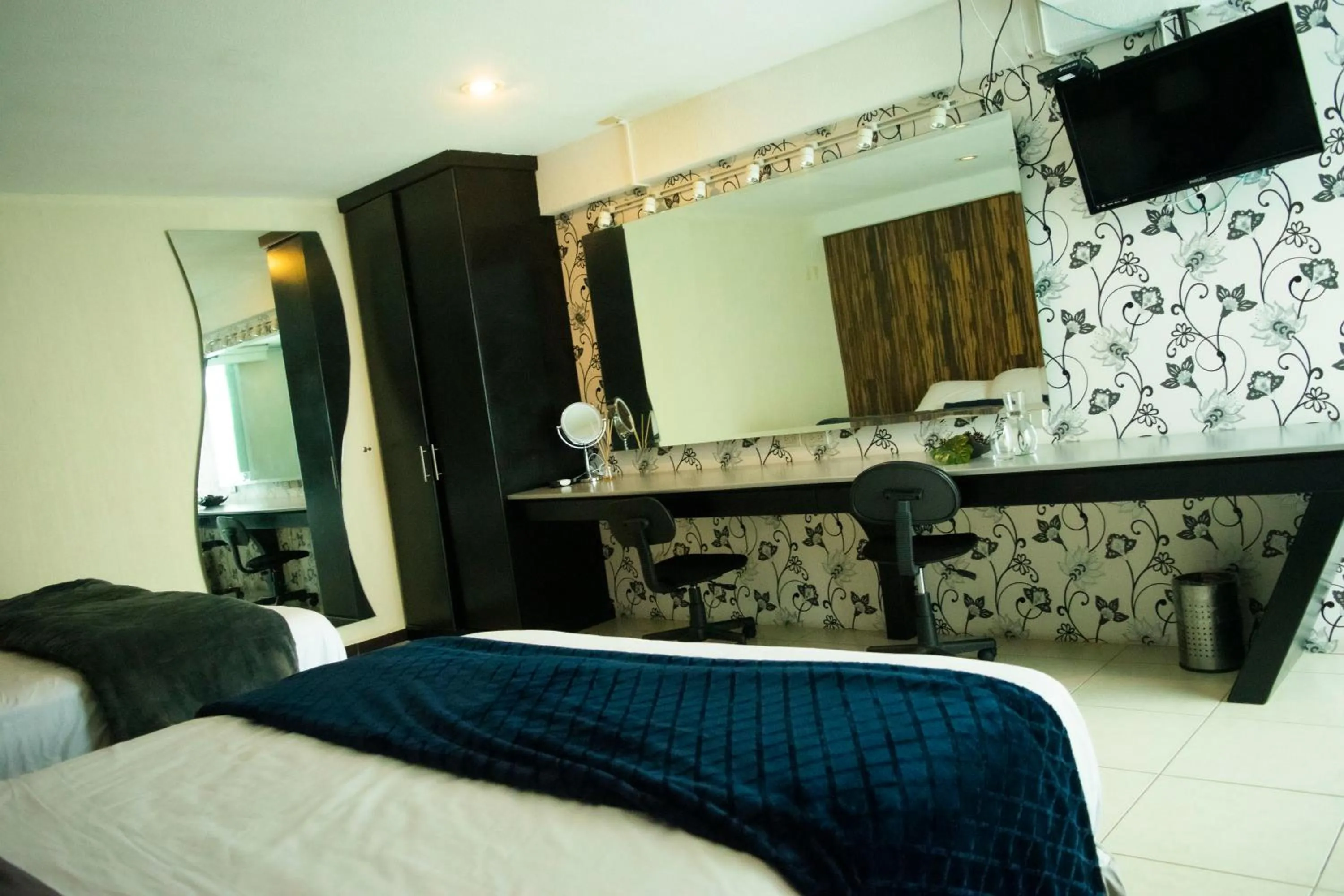 Bed in Giakor Suites - Gran Jardín