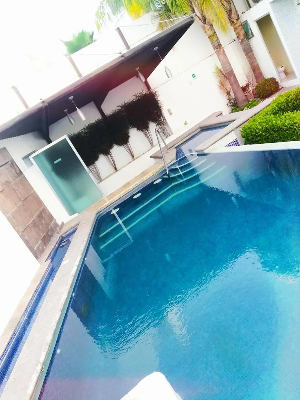 Pool view in Giakor Suites - Gran Jardín