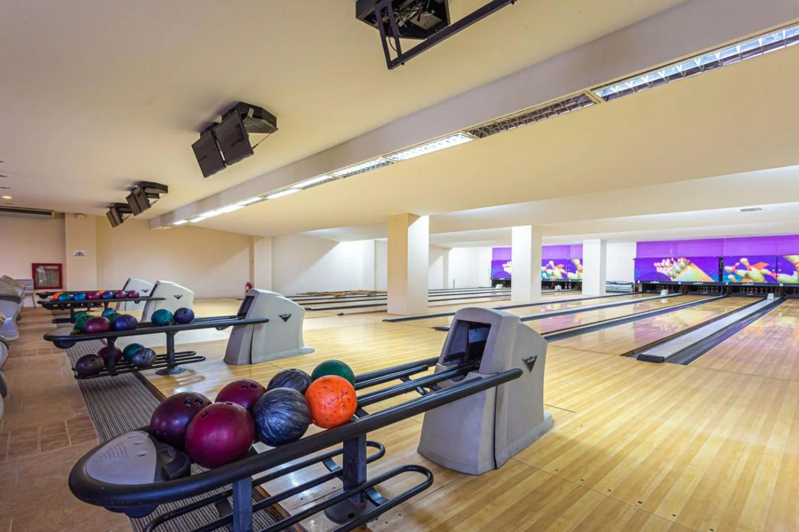 Bowling in Splendido Tagaytay Hotel and Country Club