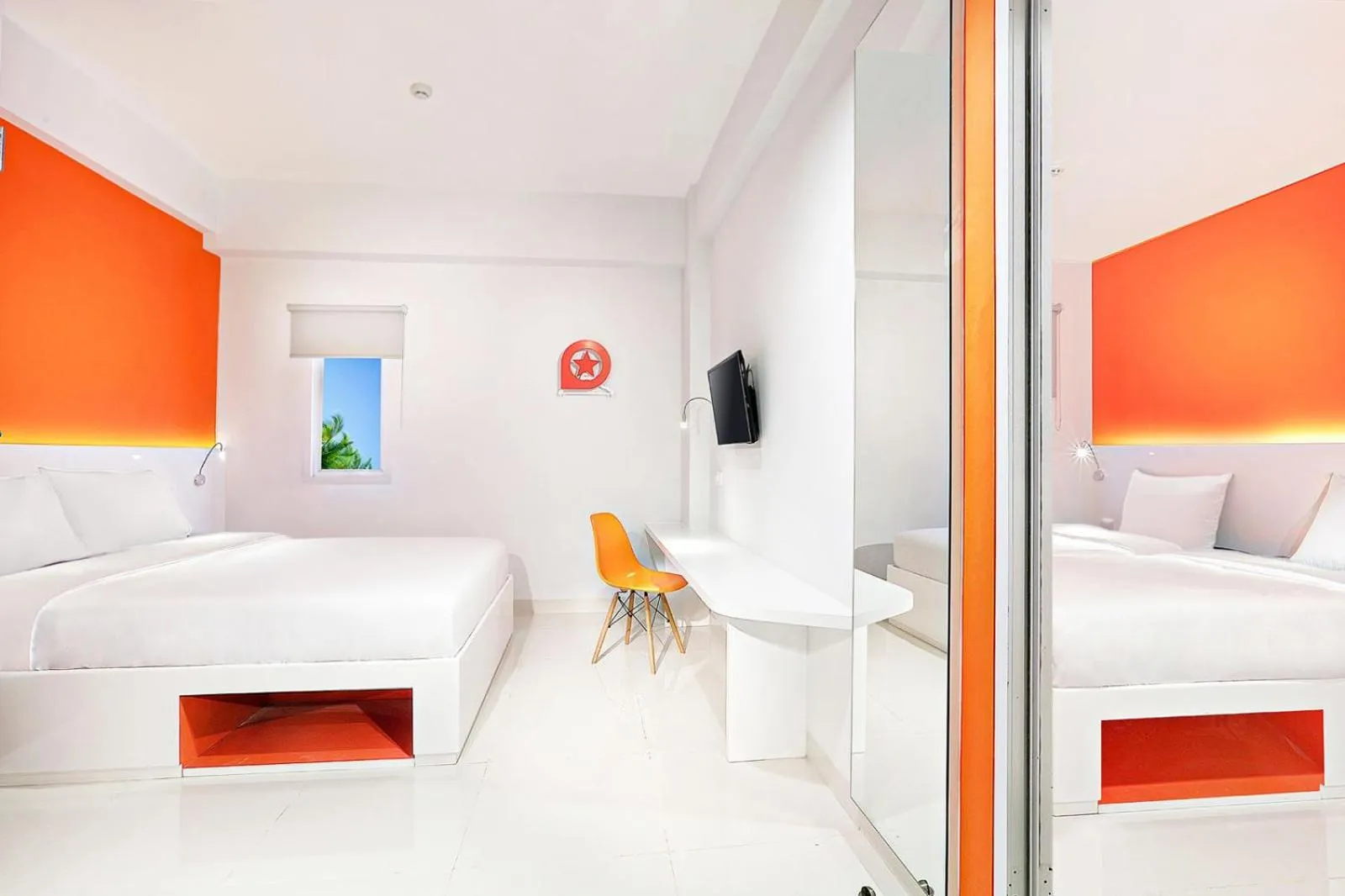 Photo of the whole room, Bed in Starlet Hotel Serpong