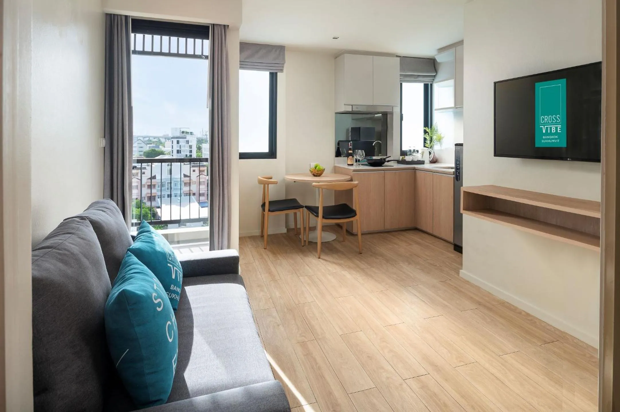 Kitchen or kitchenette in Cross Vibe Bangkok Sukhumvit