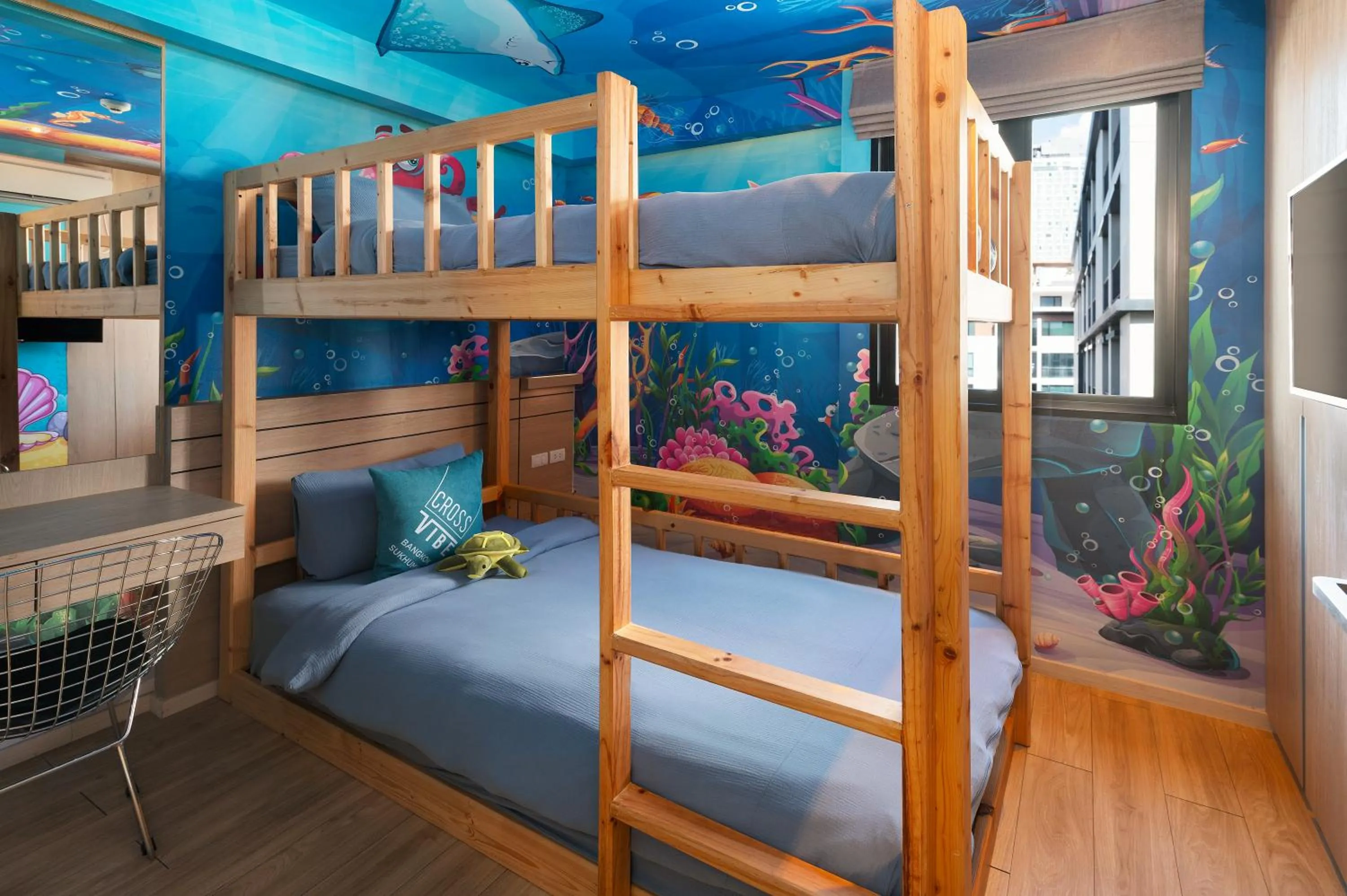 bunk bed, Bed in Cross Vibe Bangkok Sukhumvit