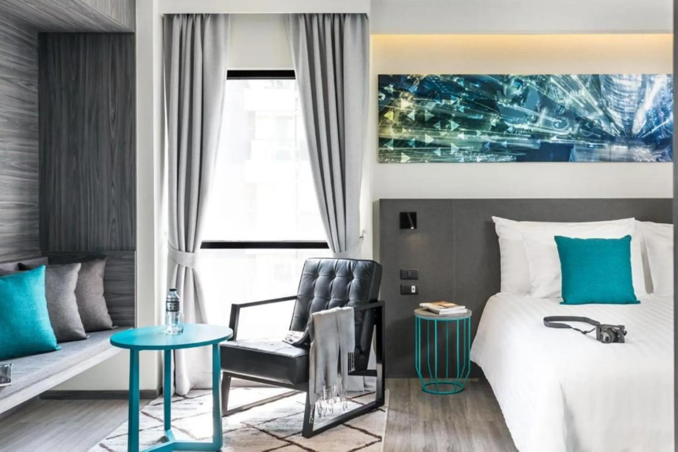 Seating area, Bed in Cross Vibe Bangkok Sukhumvit