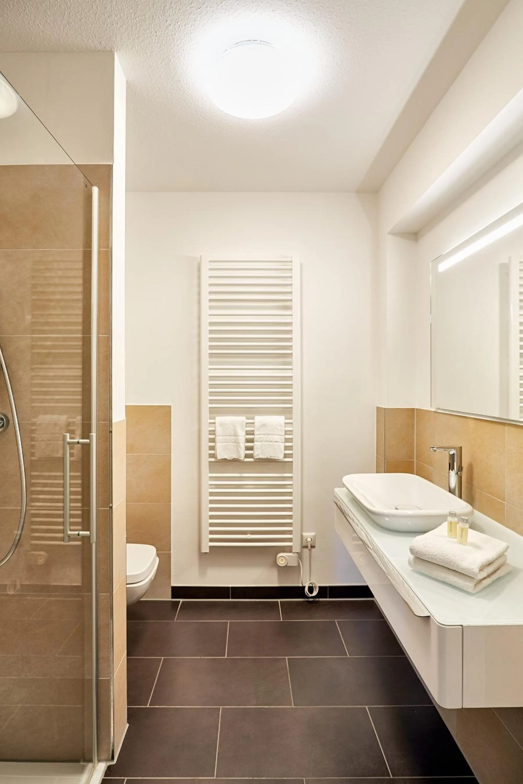 Bathroom in Aparthotel Parkallee