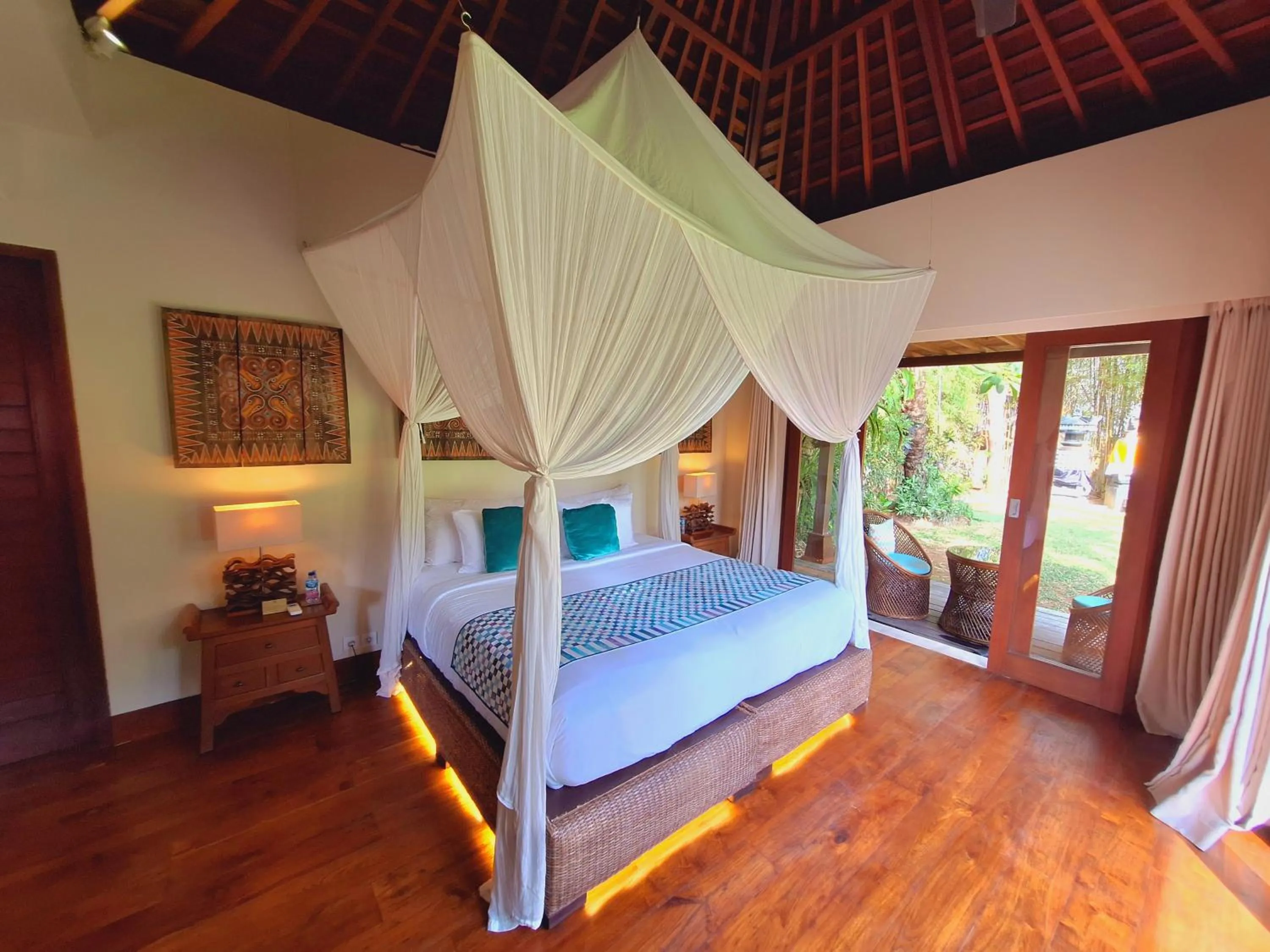Bed in Villa Naty Canggu - 6 Bedrooms Luxury Villa