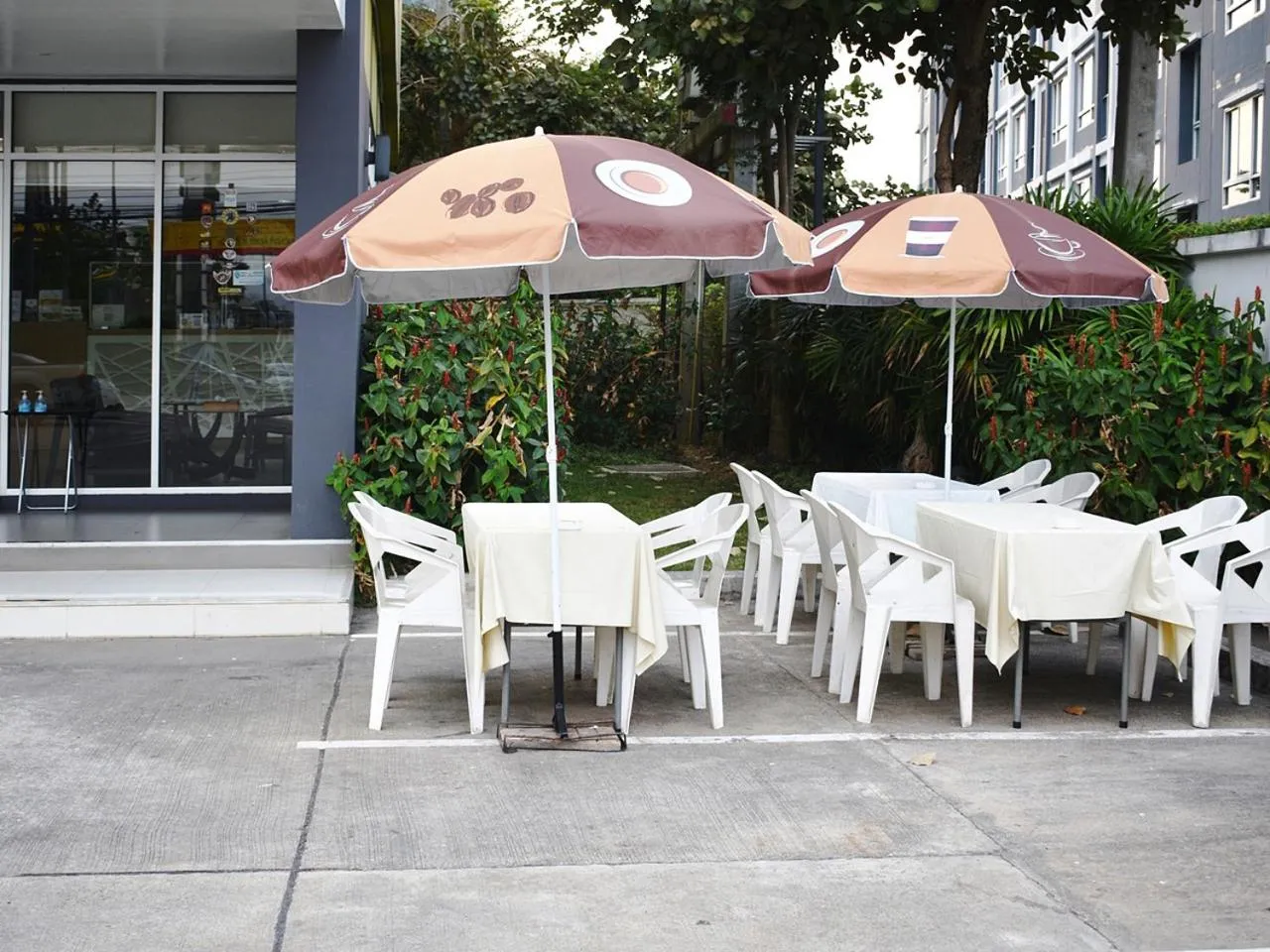 Facade/entrance in Fortune D Hotel Maesot