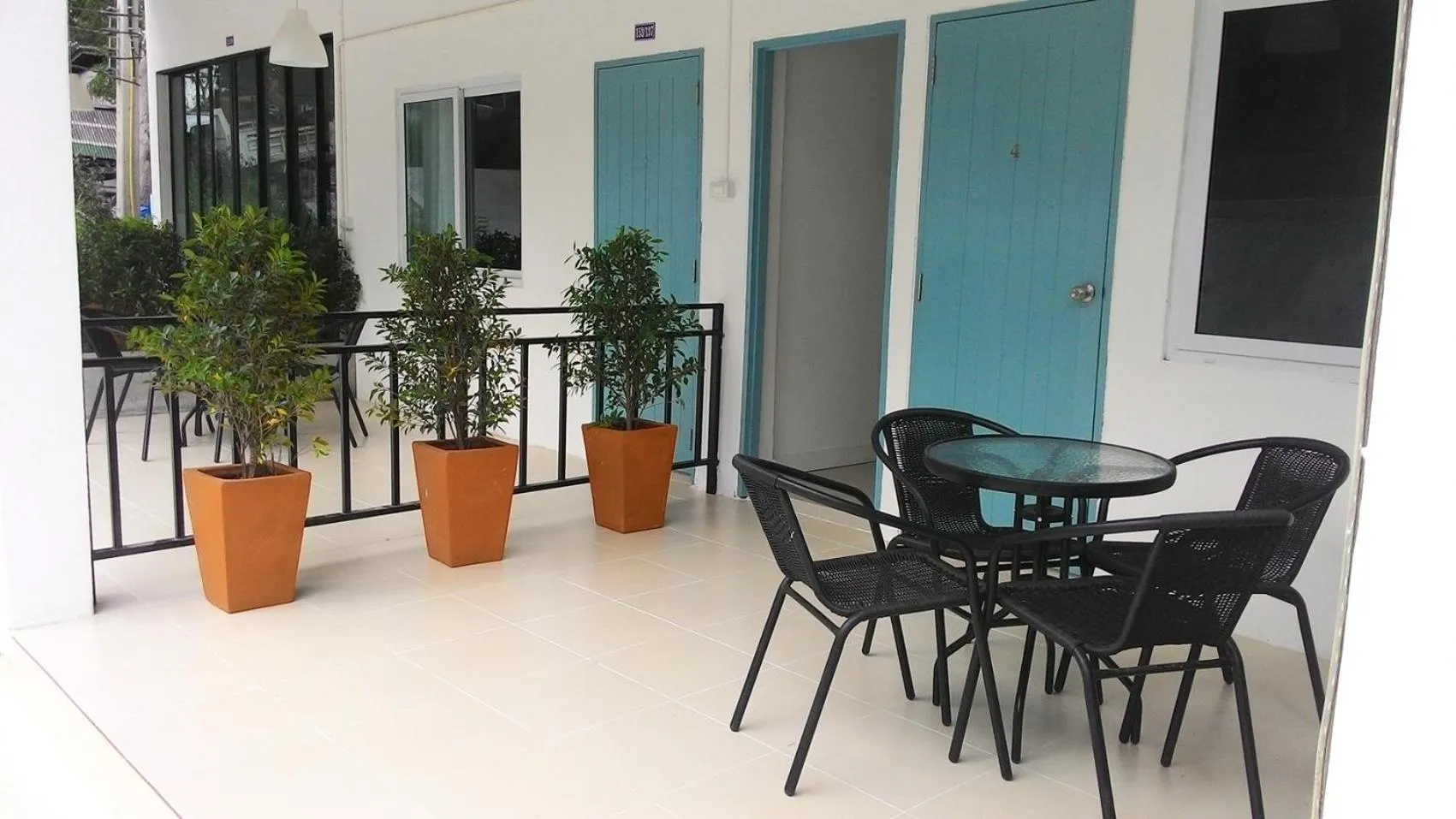 Patio in Blue Moon Samed