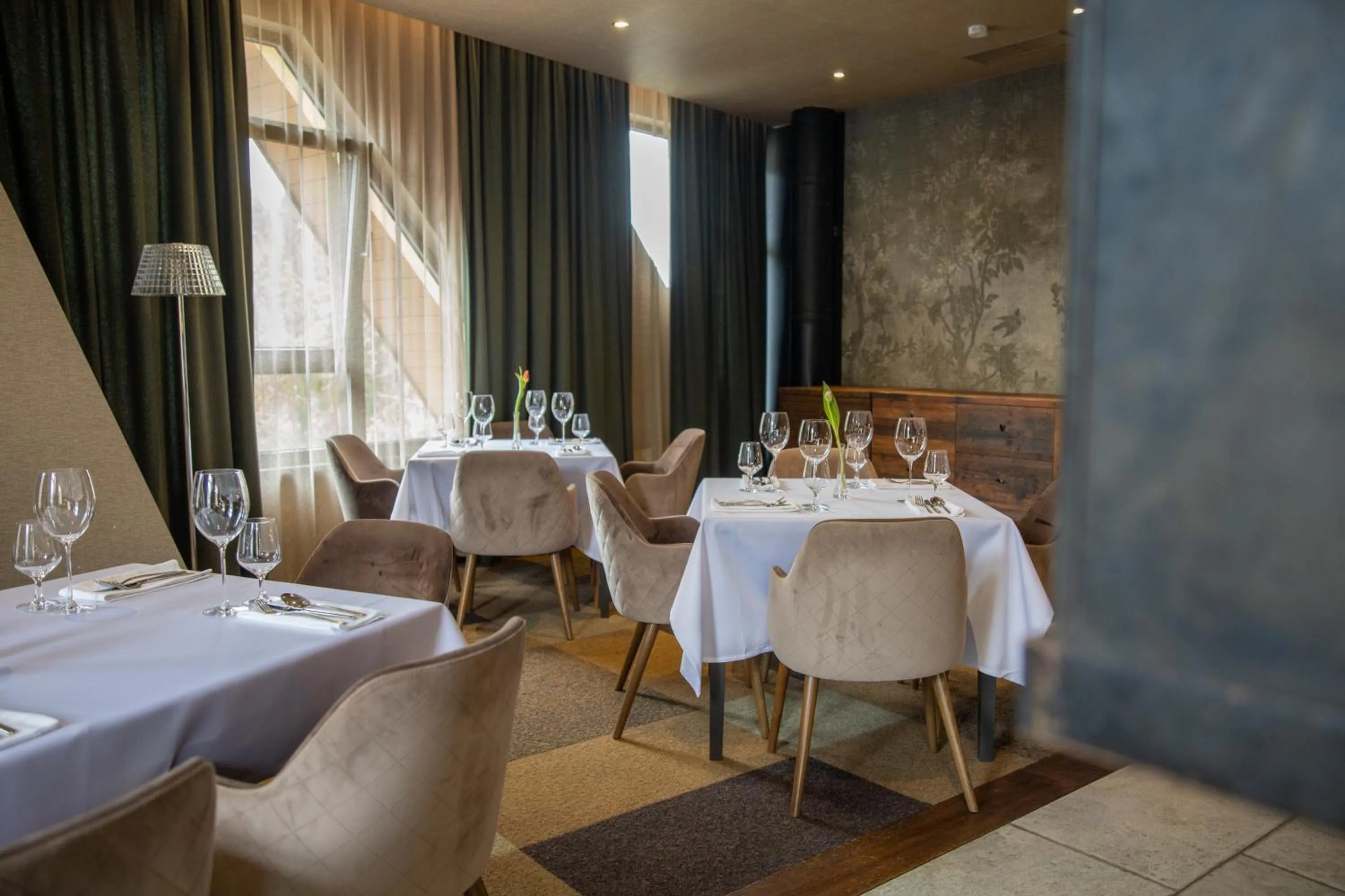 Restaurant/places to eat in Hotel Pošta