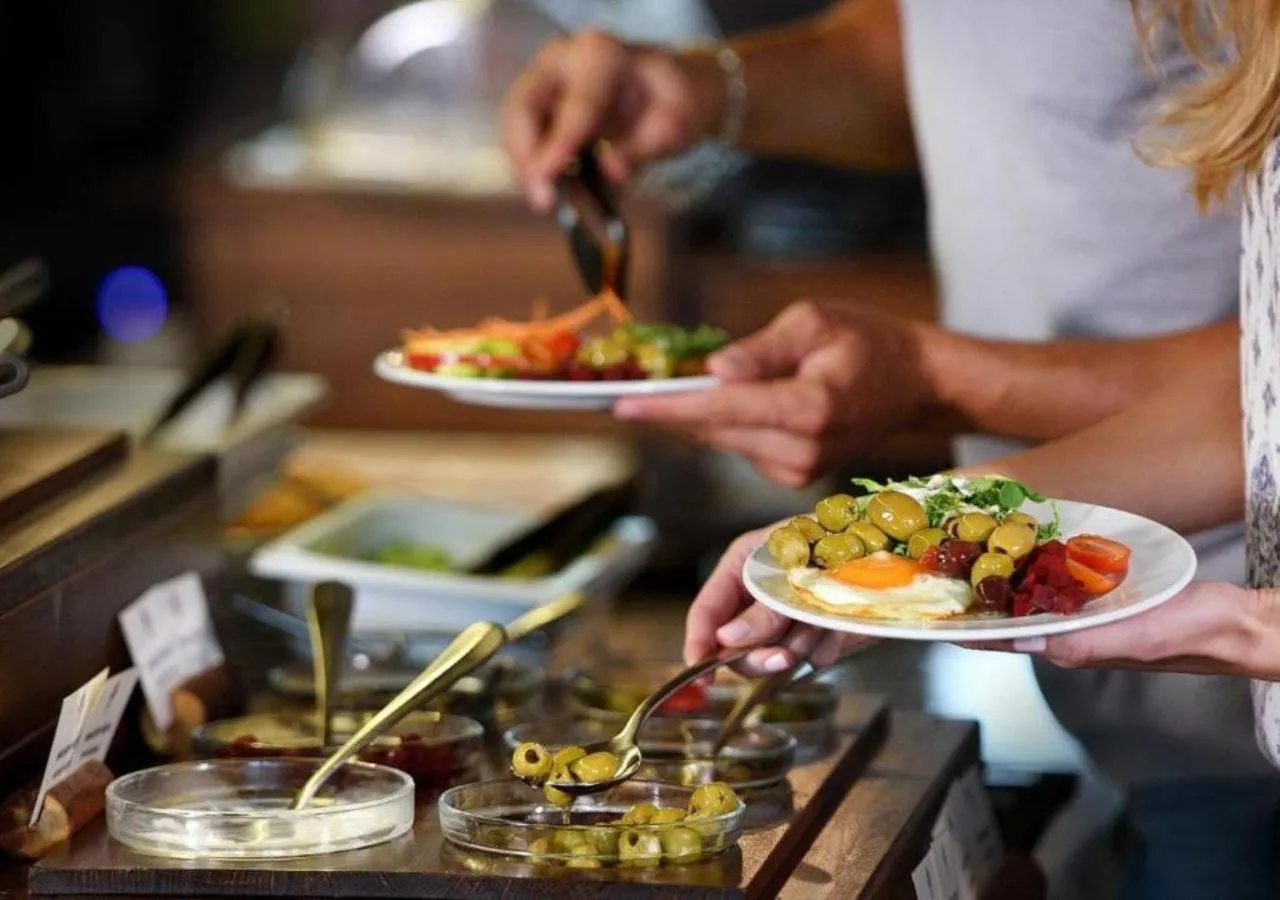 People in Hotel Pošta