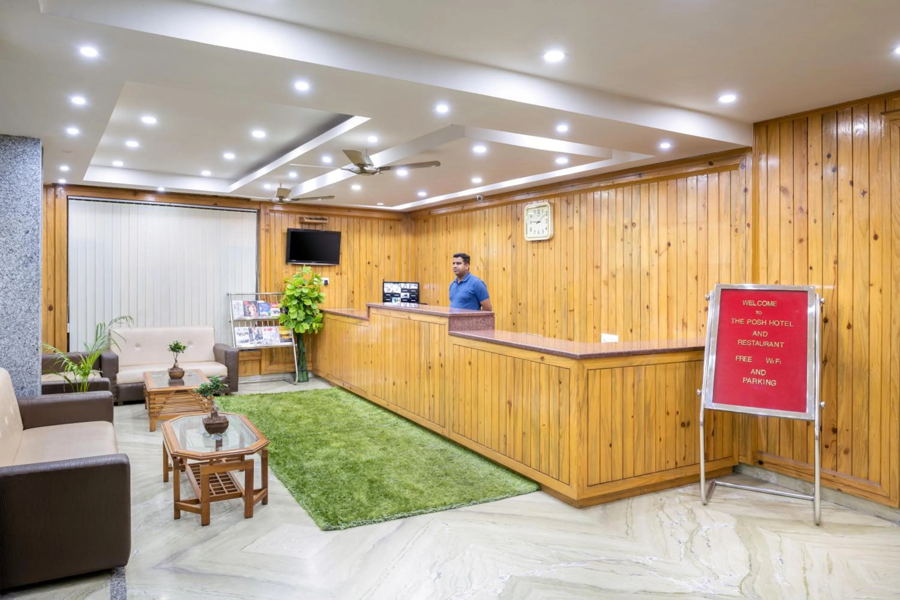 Facade/entrance in The Posh Hotel