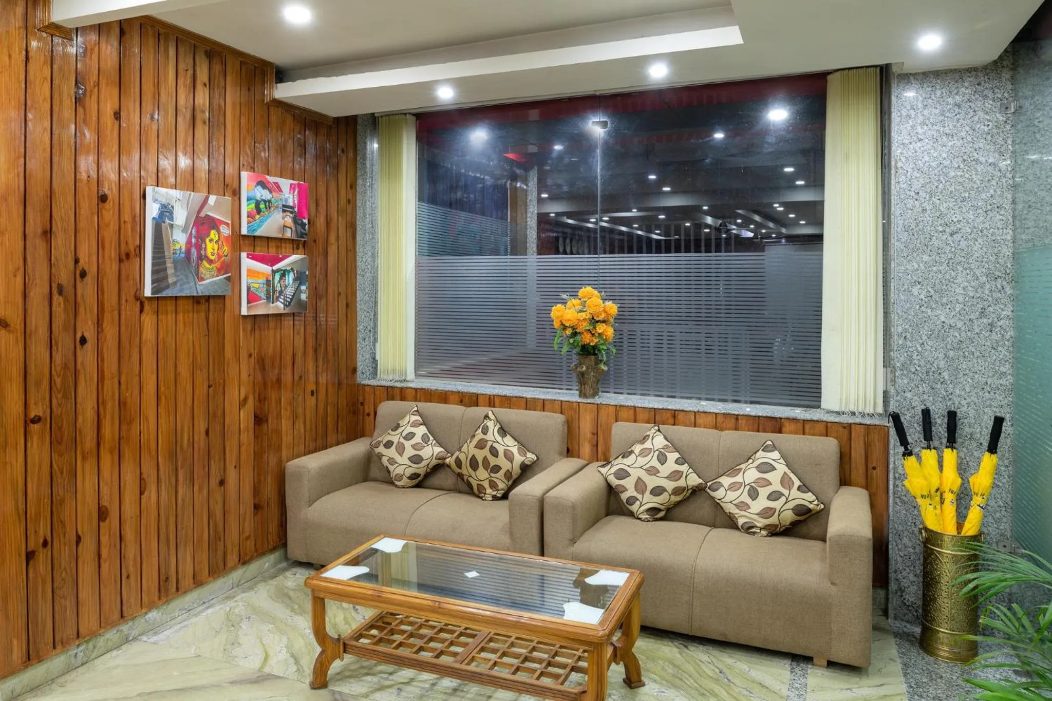 Lobby or reception in The Posh Hotel