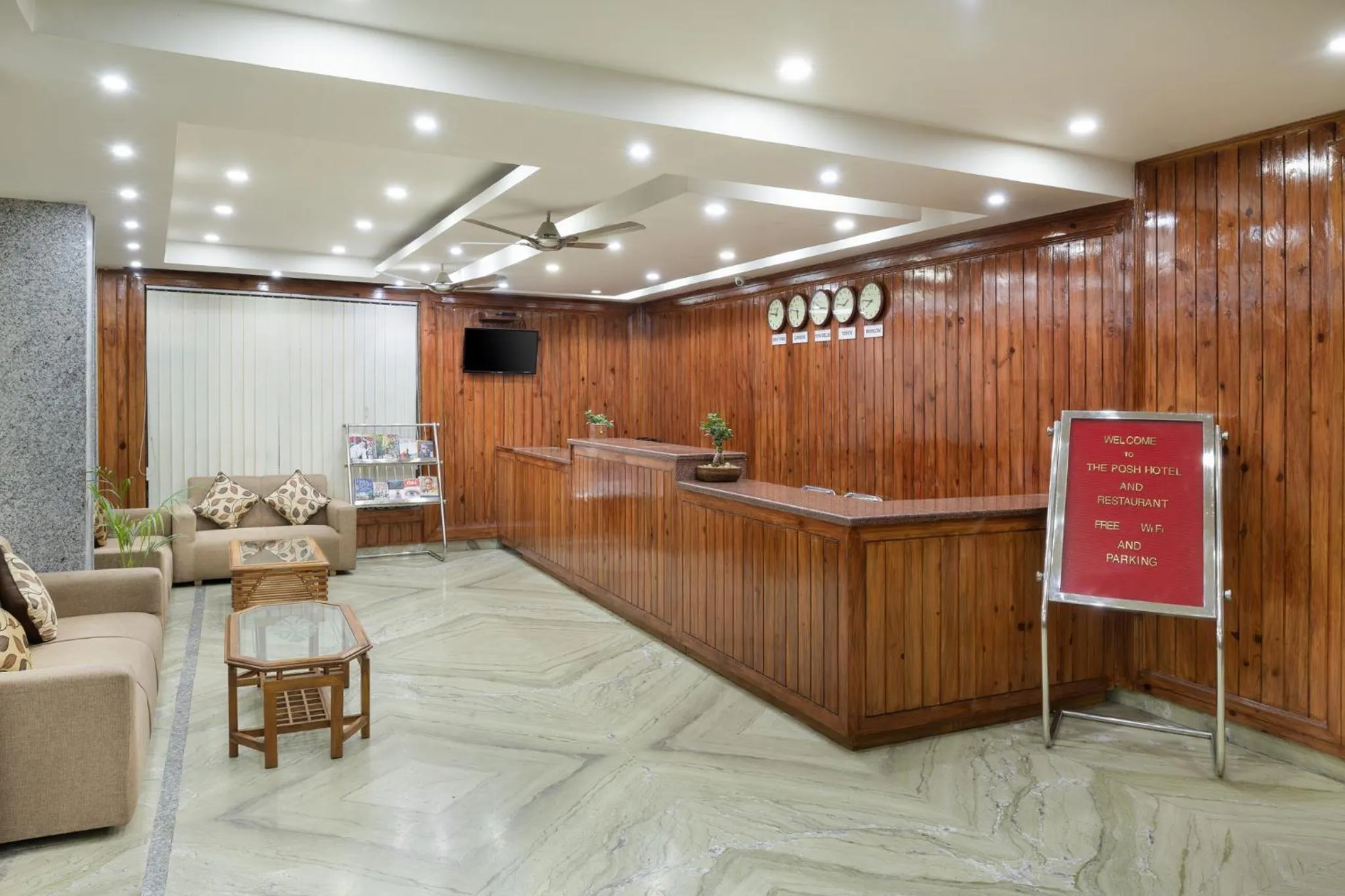 Lobby or reception in The Posh Hotel