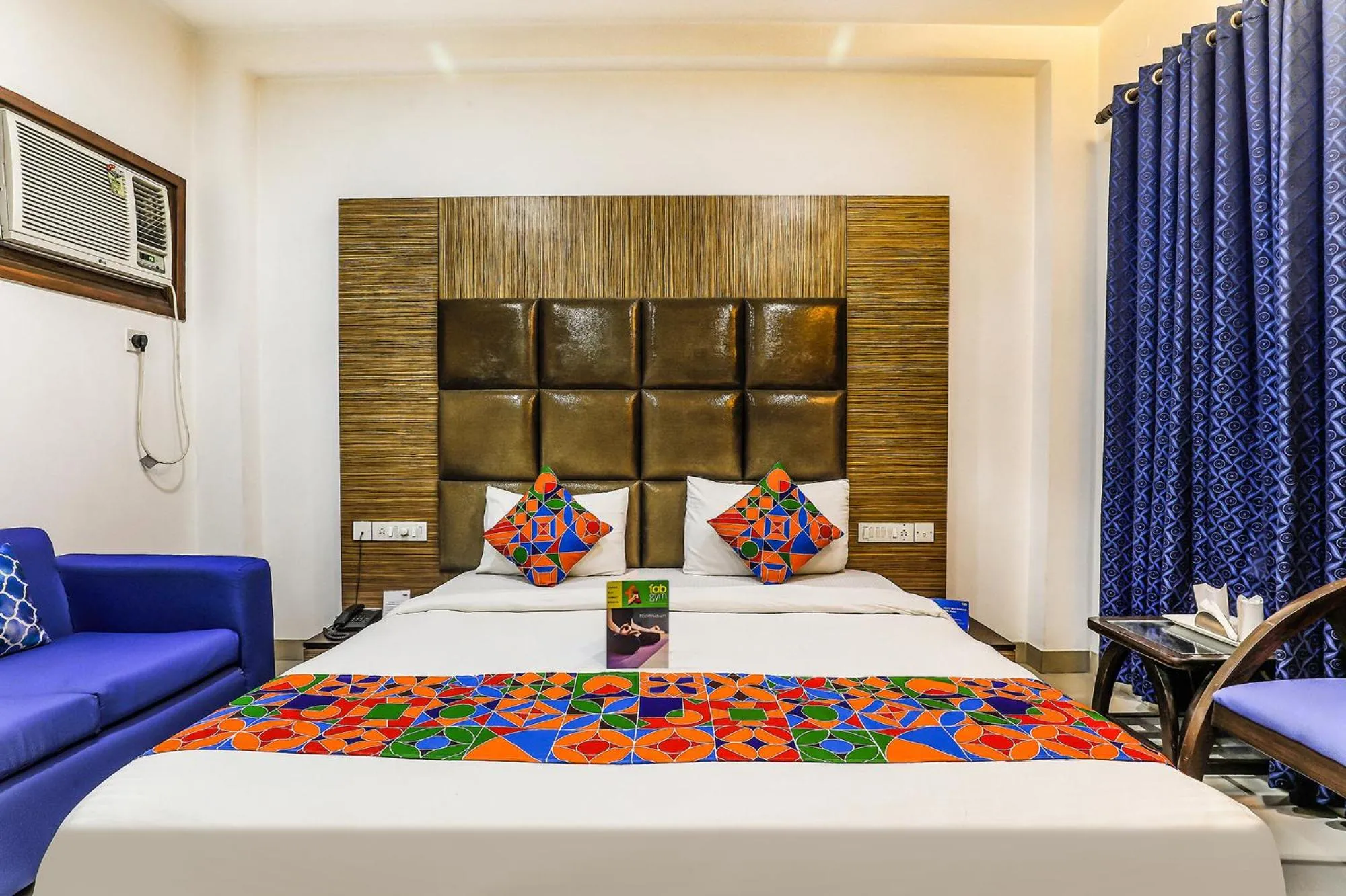 Bed in FabHotel The Residency DLF Galleria