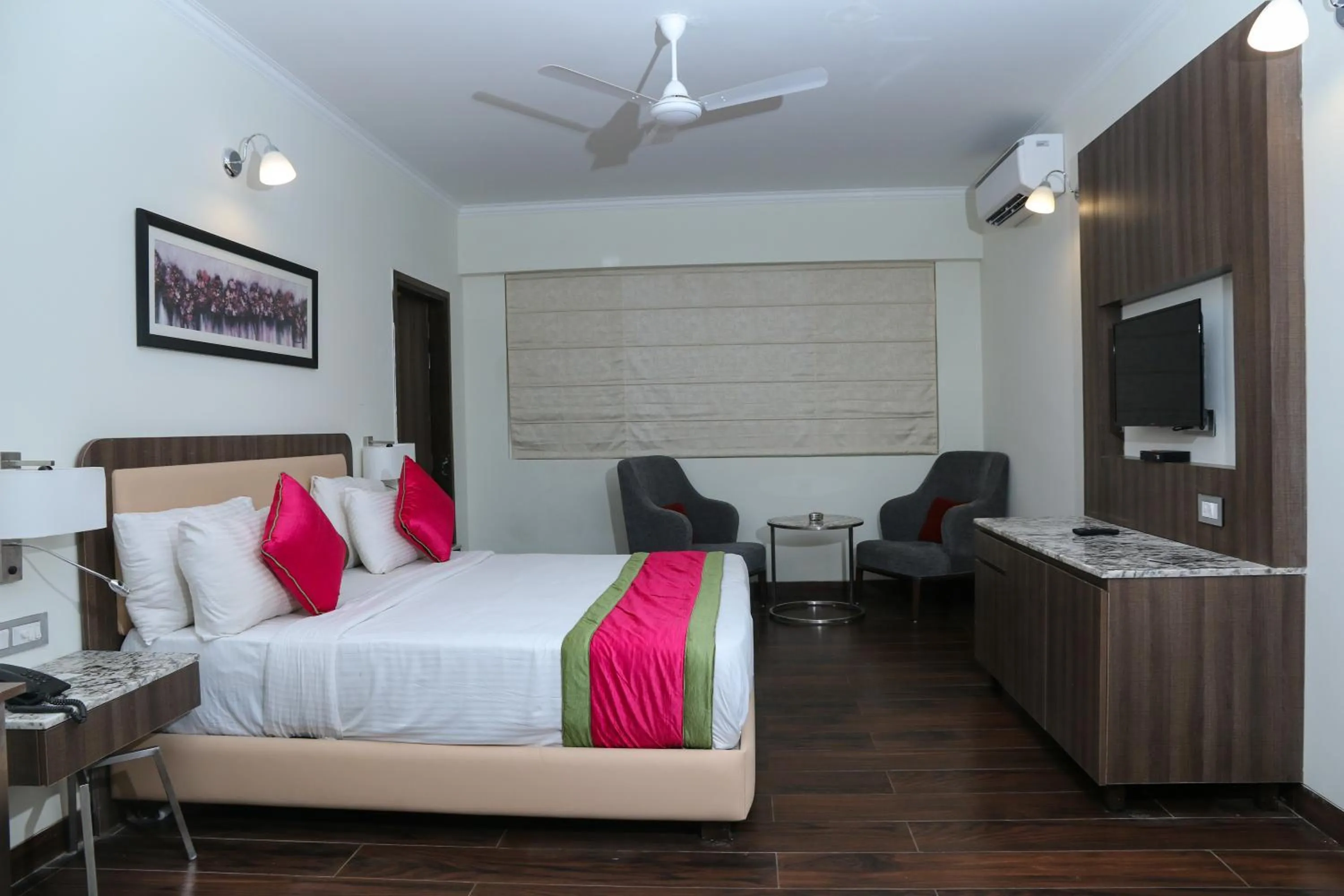 Bedroom, Bed in La Oasis by Meraden ,Goa