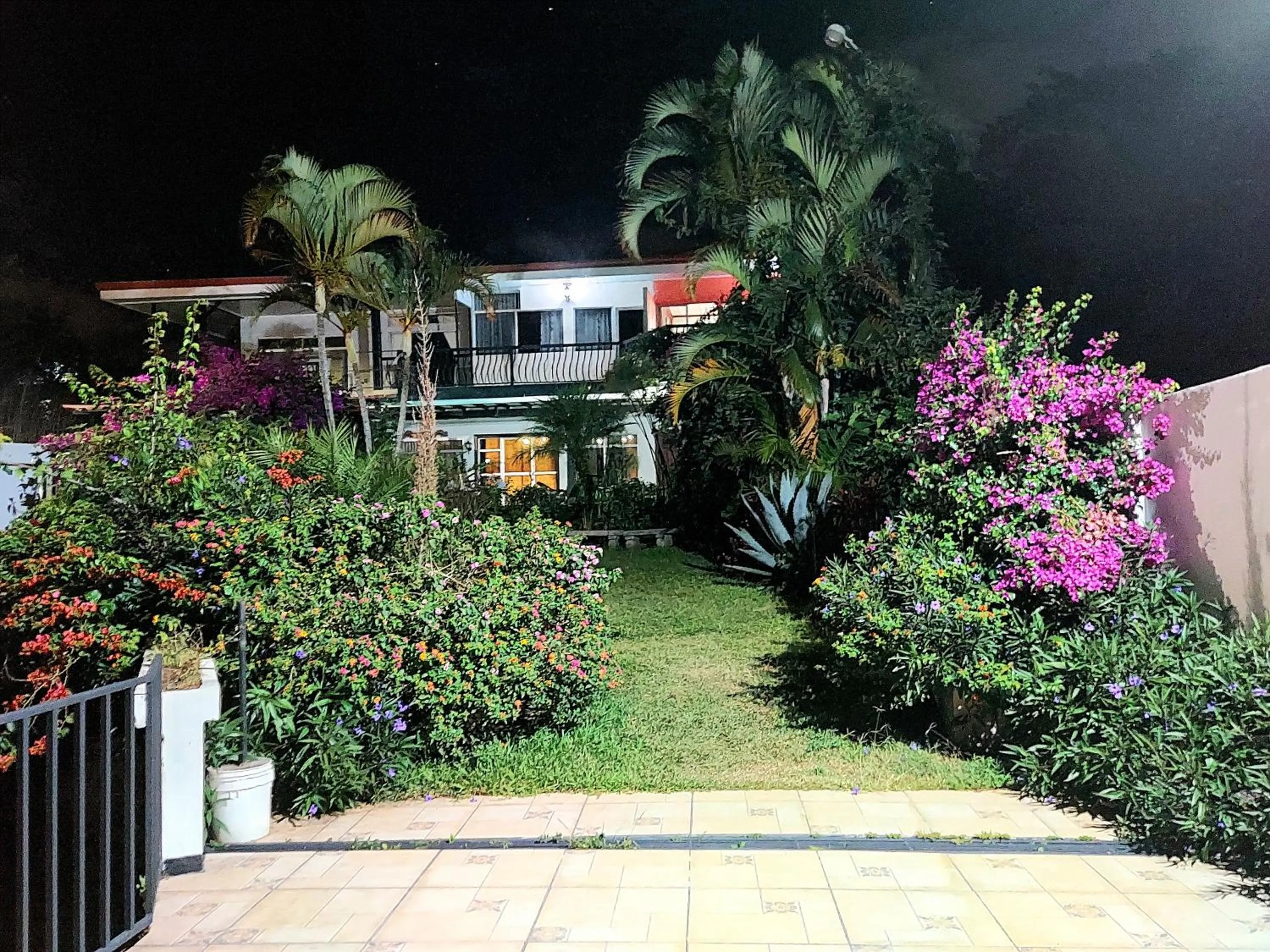 Garden in Loma Tranquila